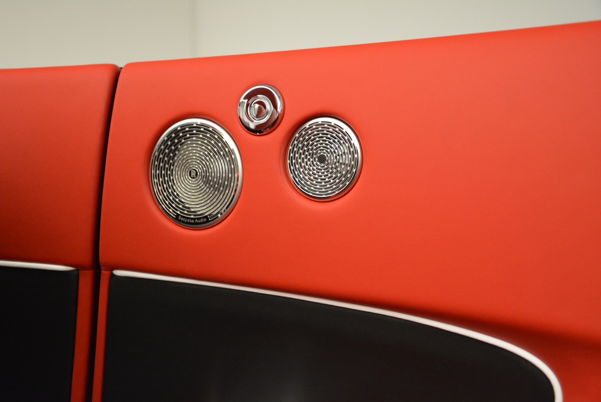 New-2018-Rolls-Royce-Dawn