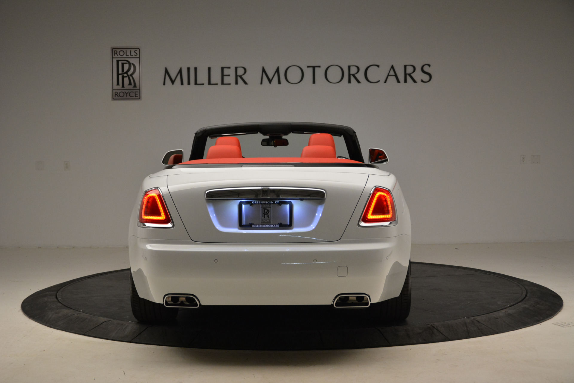 New-2018-Rolls-Royce-Dawn