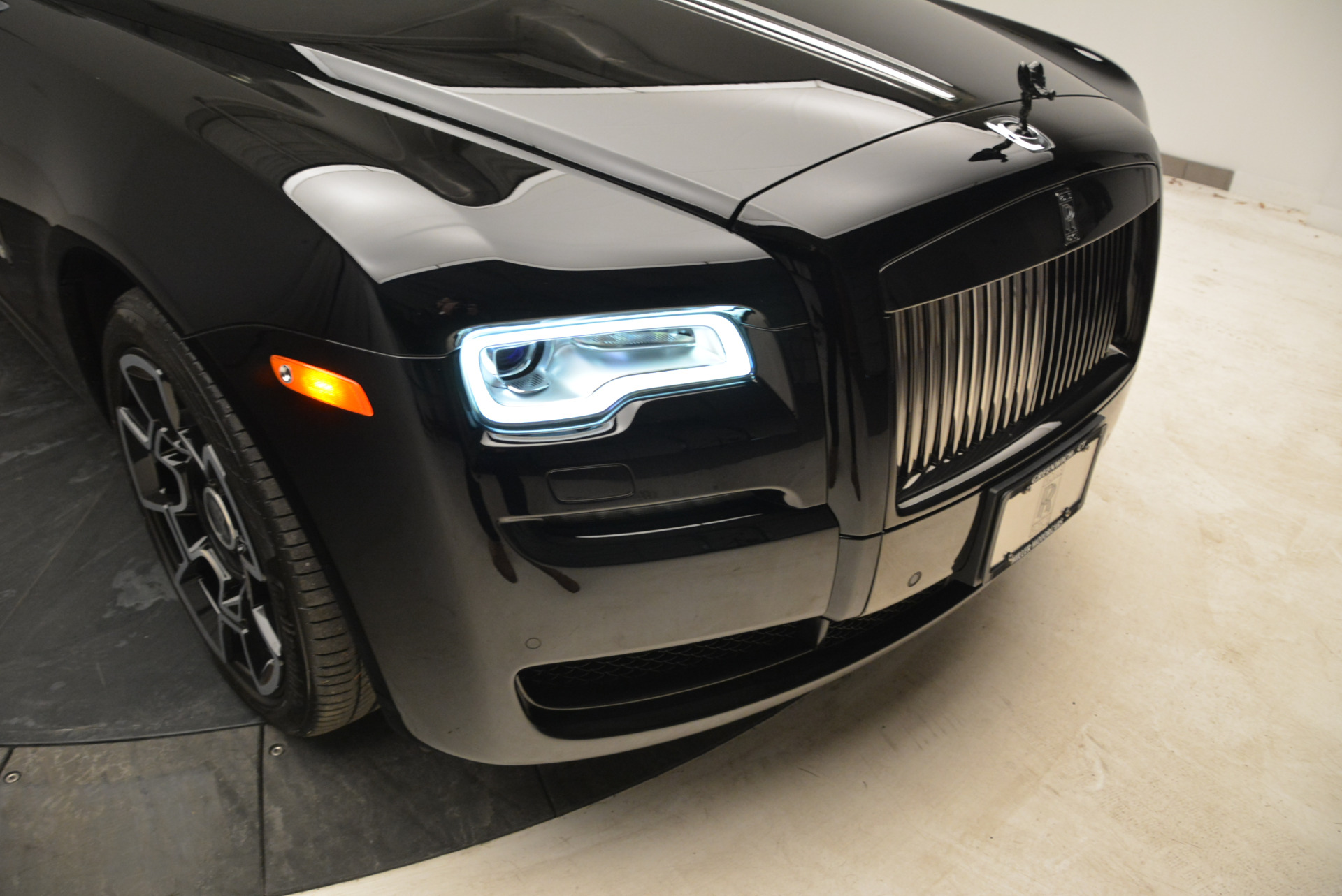 Used-2017-Rolls-Royce-Ghost-Black-Badge
