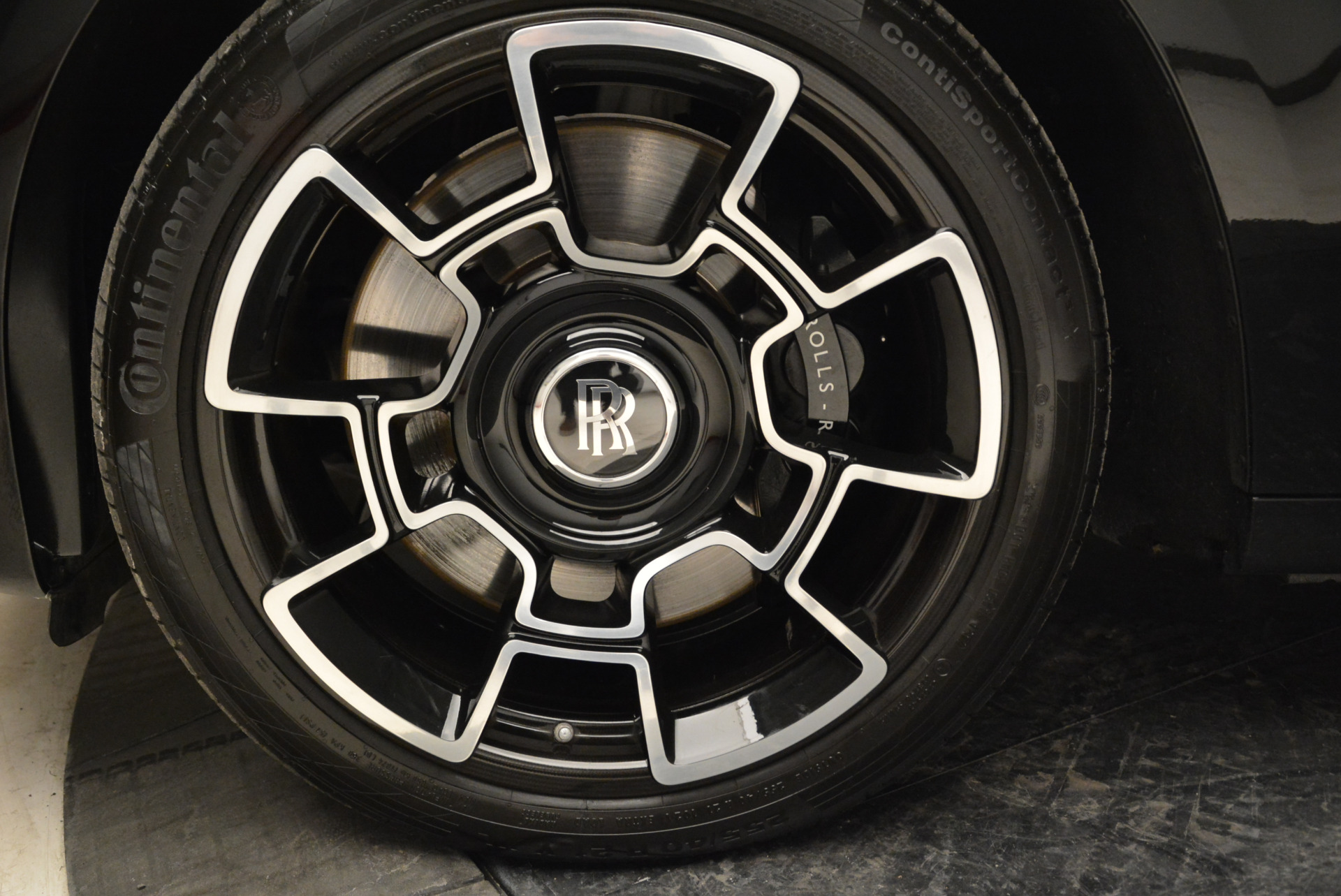 Used-2017-Rolls-Royce-Ghost-Black-Badge