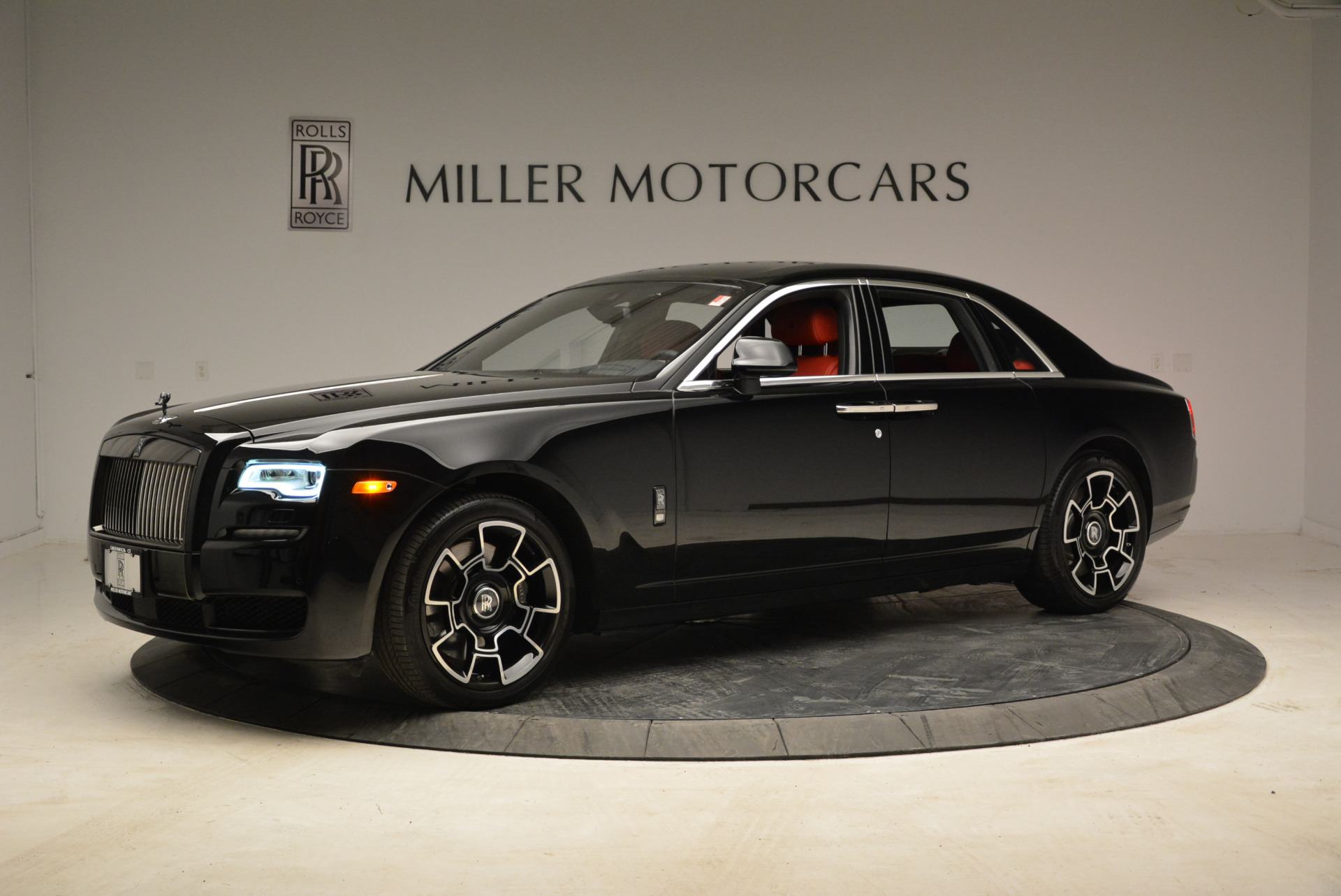 Used-2017-Rolls-Royce-Ghost-Black-Badge