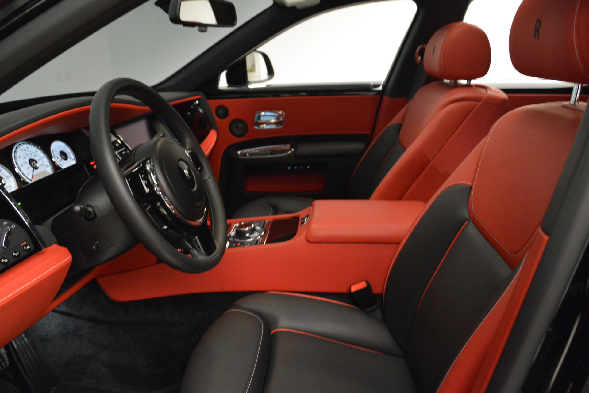 Used-2017-Rolls-Royce-Ghost-Black-Badge