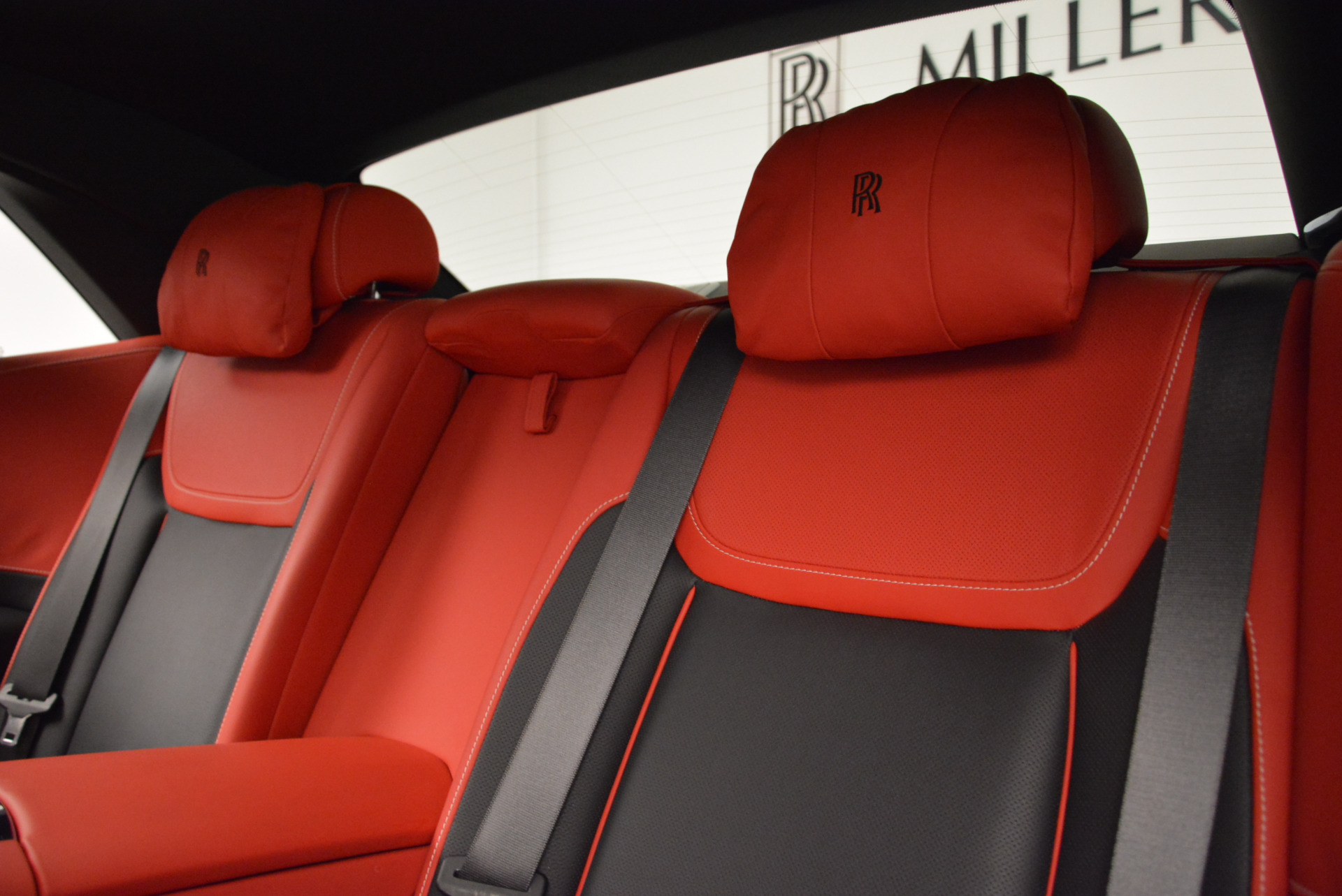 Used-2017-Rolls-Royce-Ghost-Black-Badge