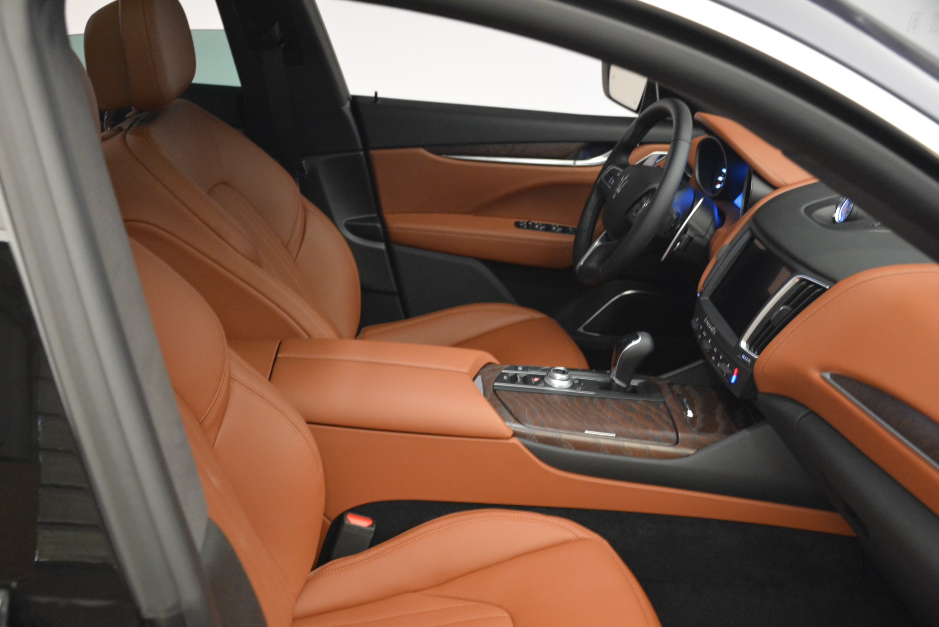 New-2018-Maserati-Levante-S-Q4-GranLusso