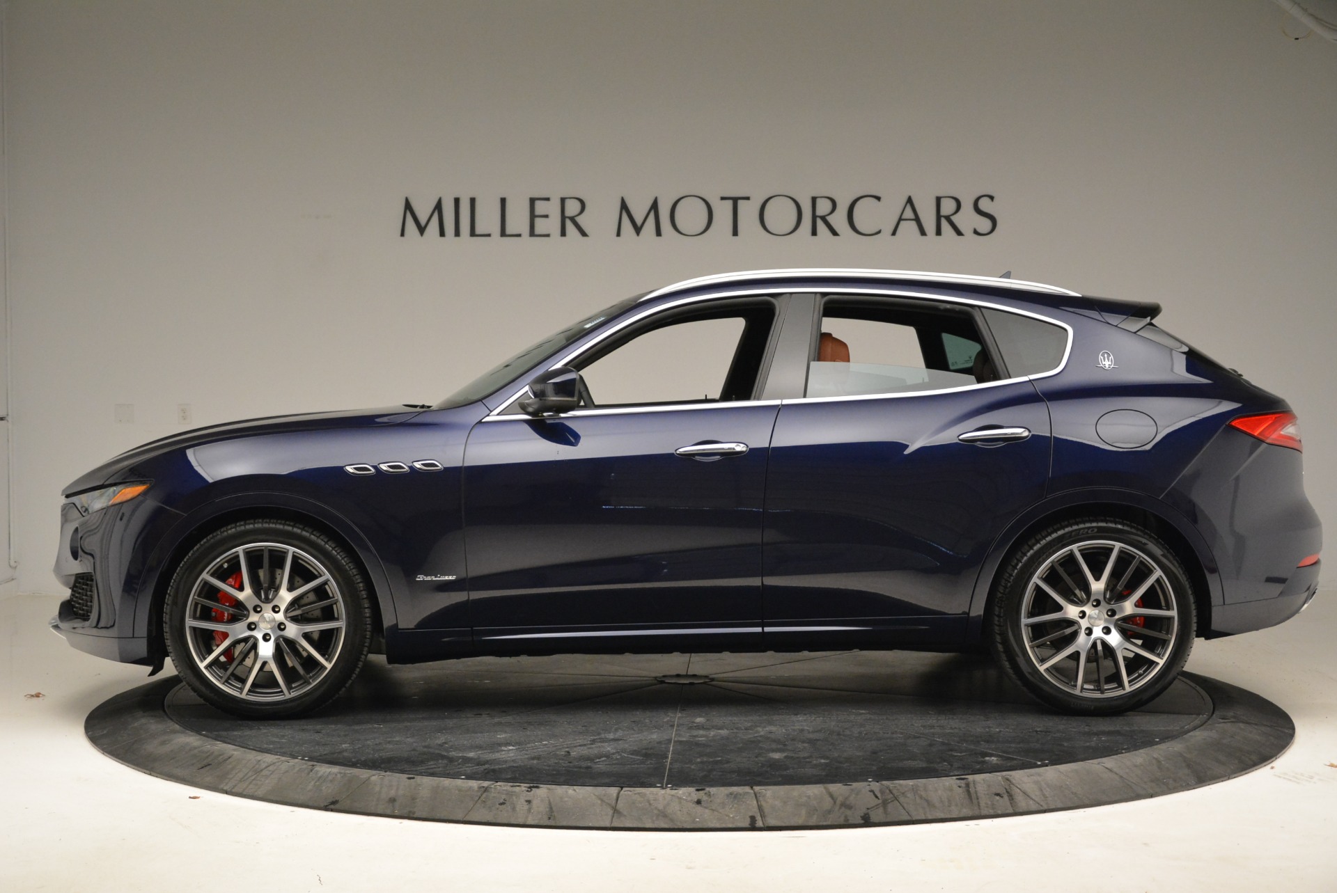 New-2018-Maserati-Levante-S-Q4-GranLusso