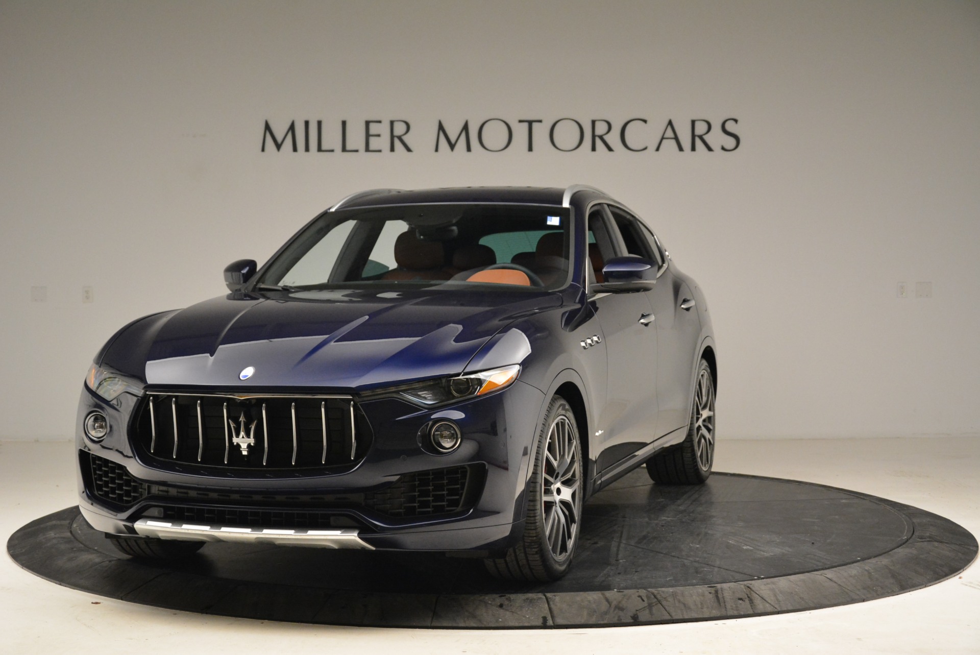 New-2018-Maserati-Levante-S-Q4-GranLusso
