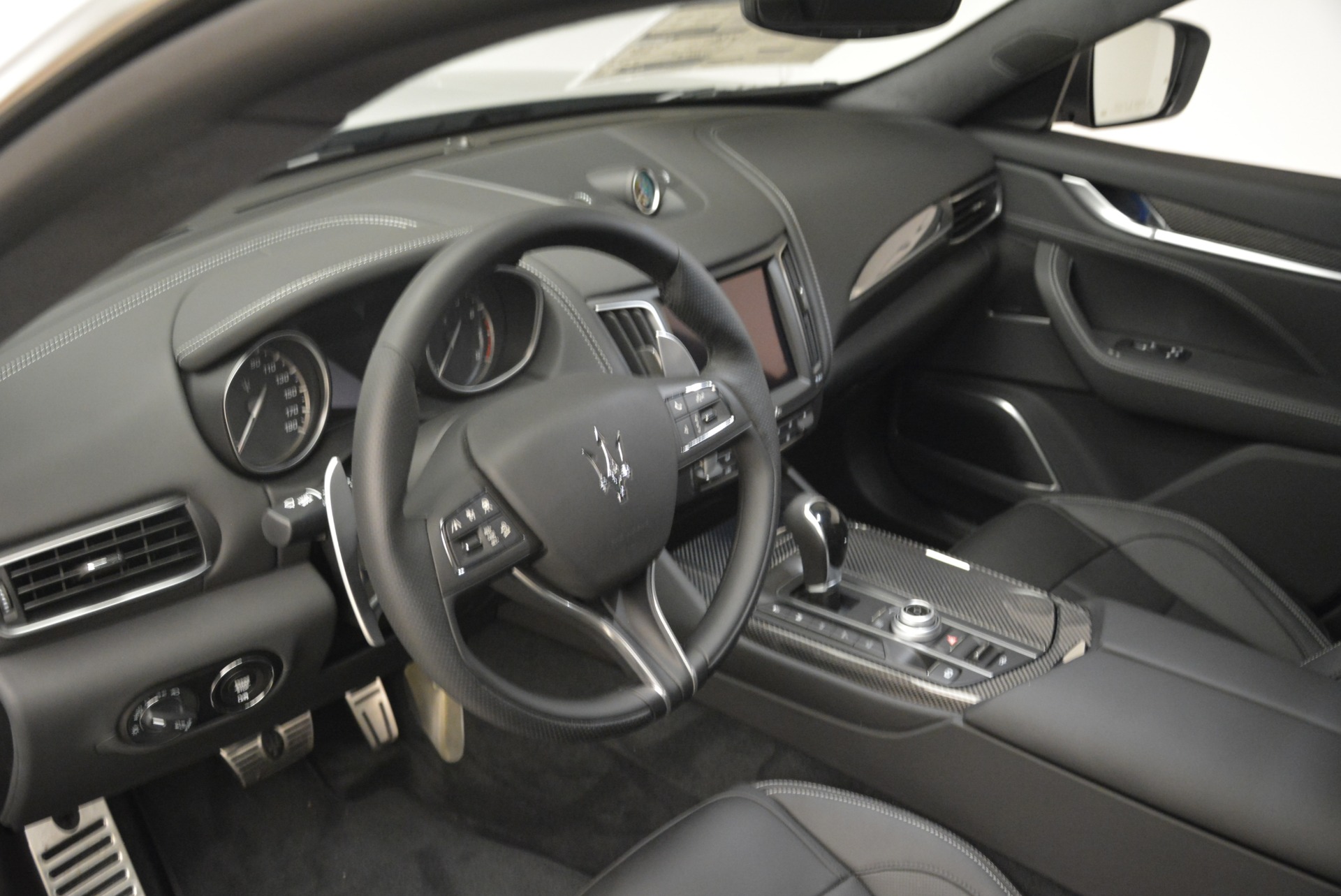 New-2018-Maserati-Levante-Q4-GranSport