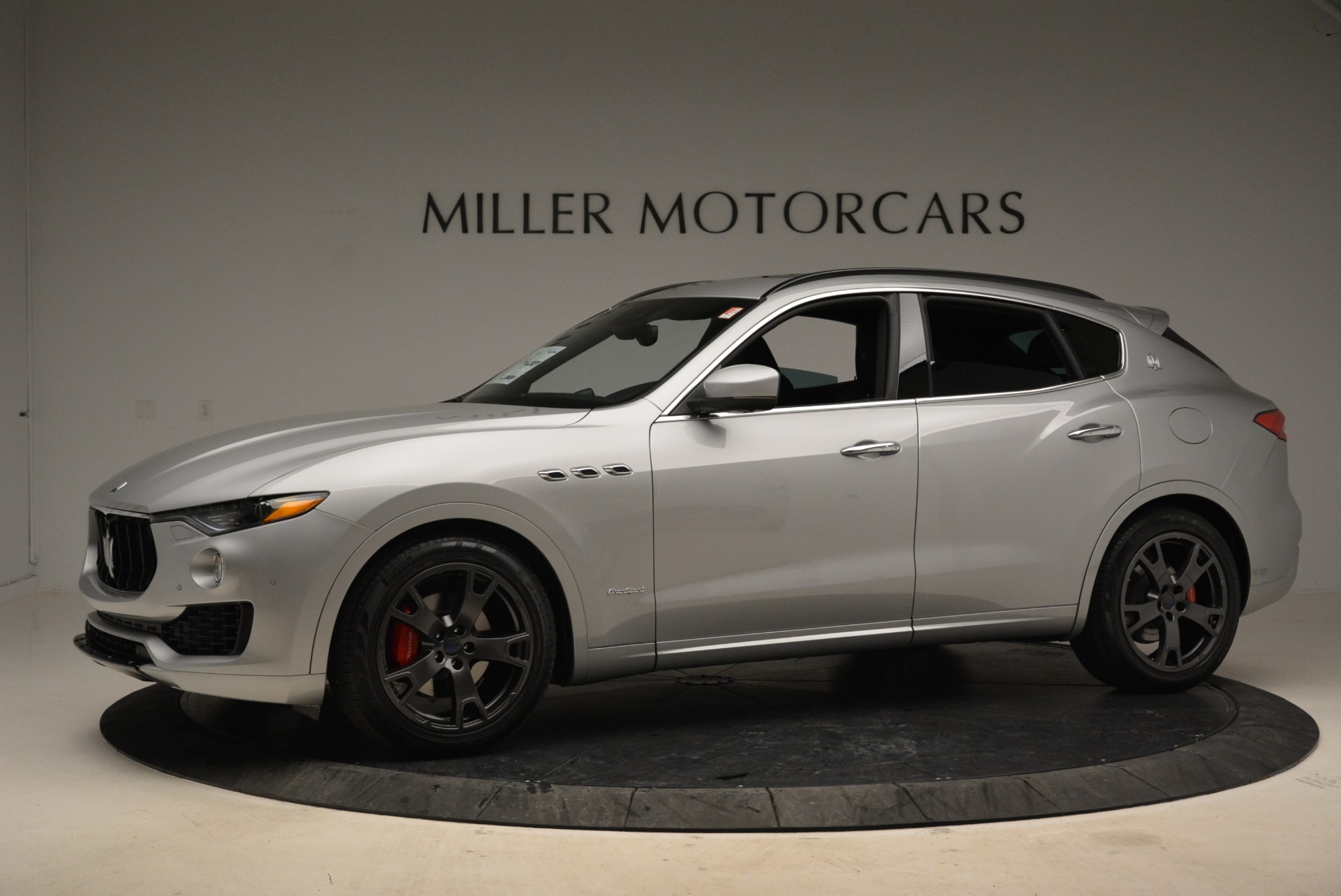 New-2018-Maserati-Levante-Q4-GranSport