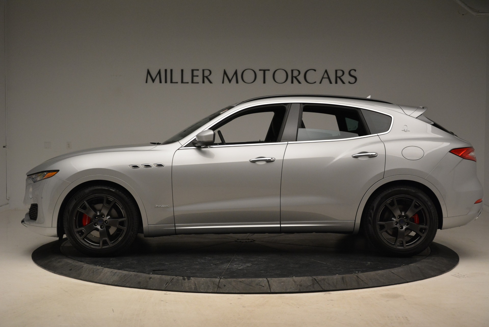 New-2018-Maserati-Levante-Q4-GranSport