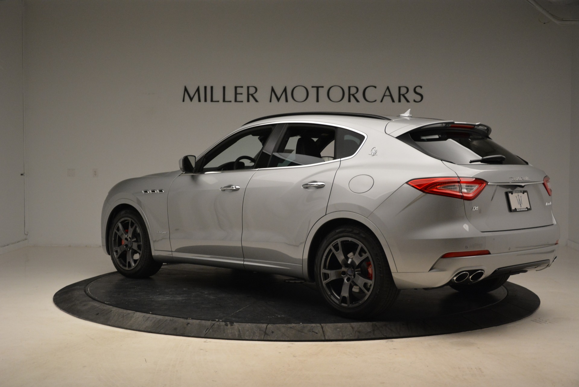 New-2018-Maserati-Levante-Q4-GranSport