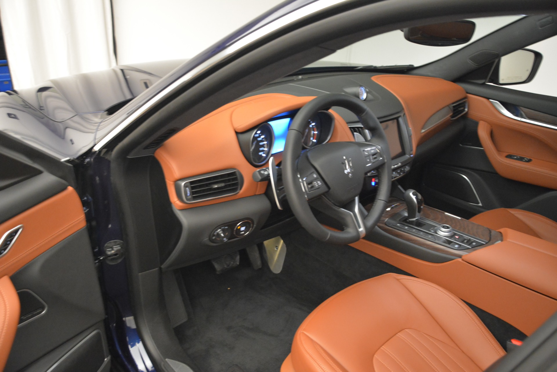 New-2018-Maserati-Levante-S-Q4-GranLusso