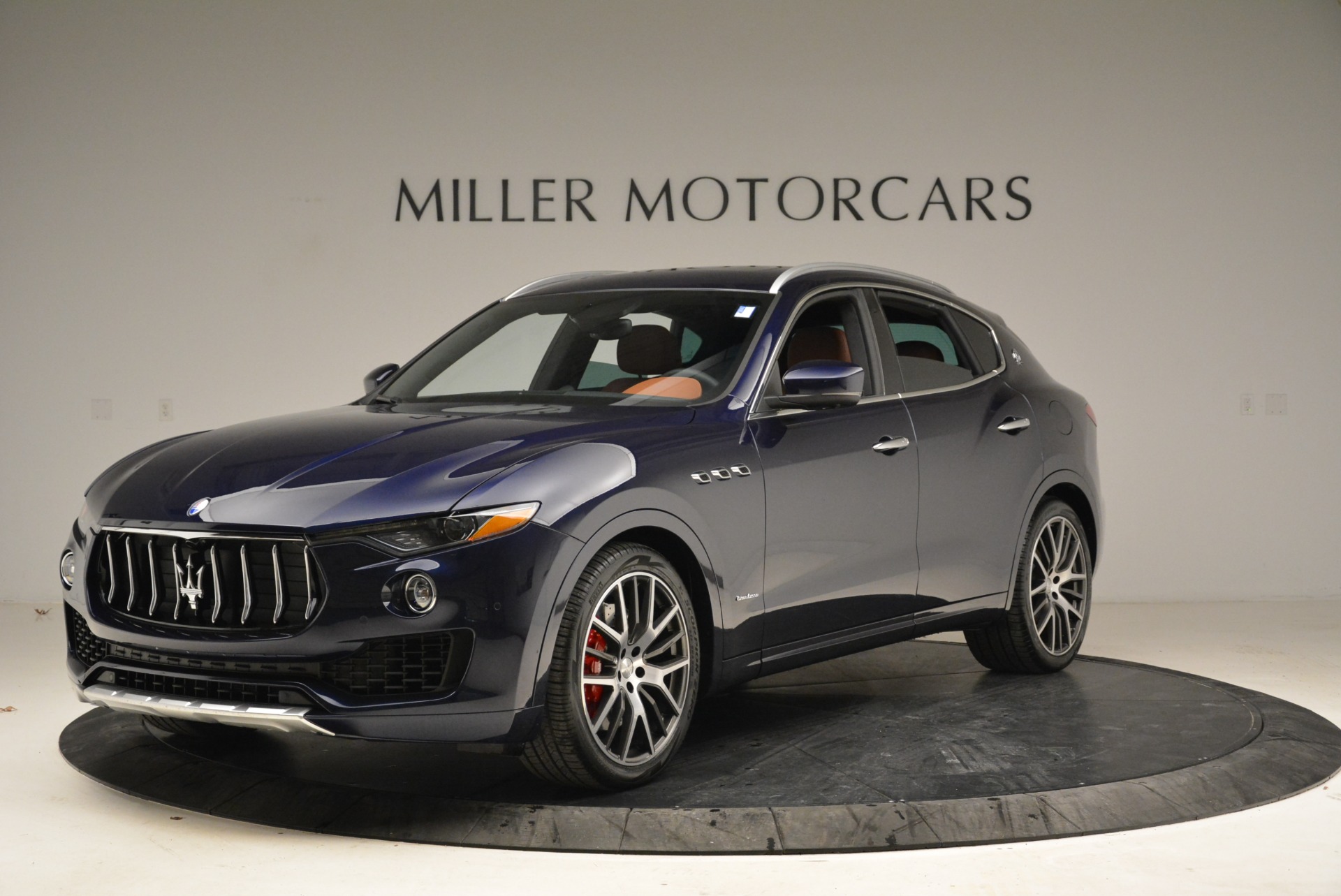 New-2018-Maserati-Levante-S-Q4-GranLusso