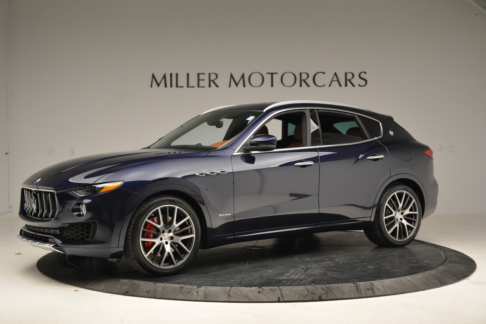 New-2018-Maserati-Levante-S-Q4-GranLusso