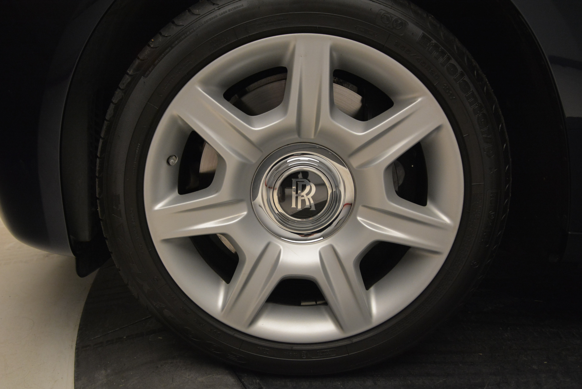 Used-2015-Rolls-Royce-Ghost