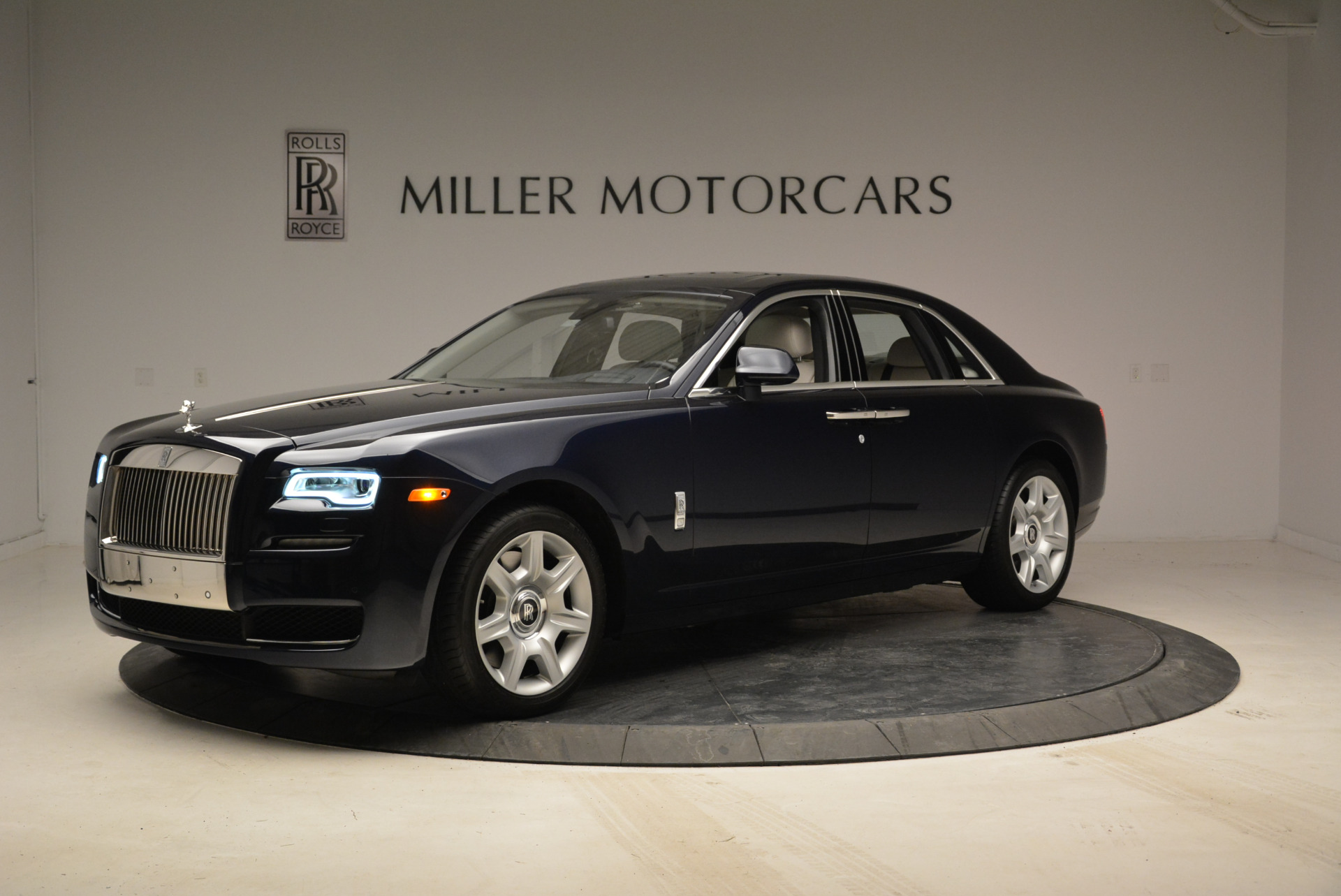 Used-2015-Rolls-Royce-Ghost