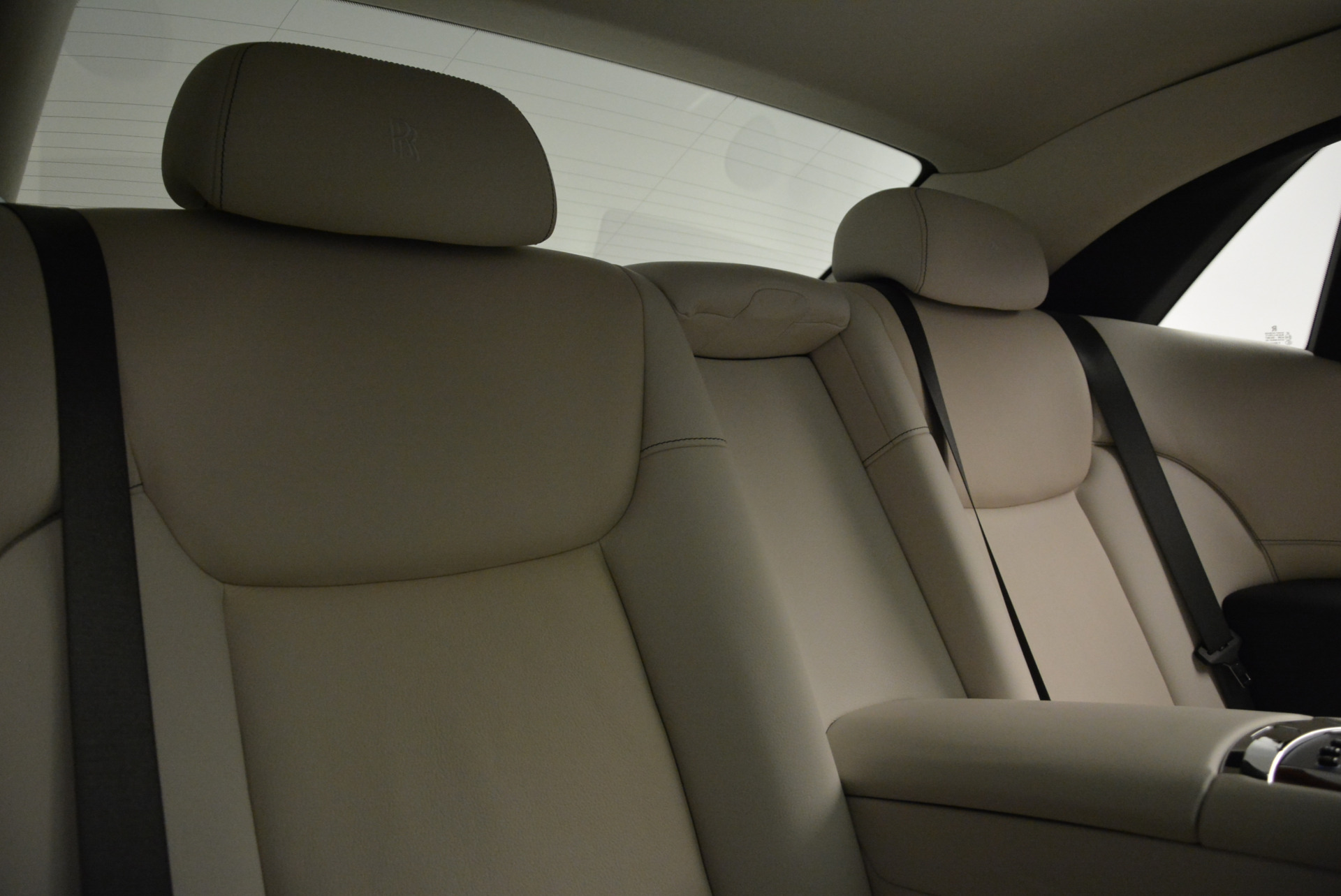 Used-2015-Rolls-Royce-Ghost