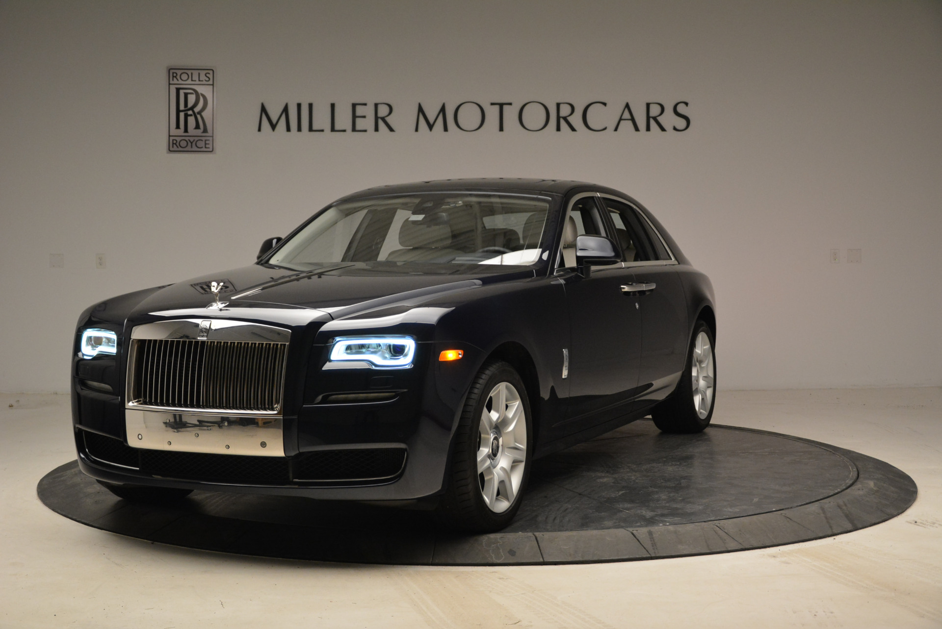 Used-2015-Rolls-Royce-Ghost
