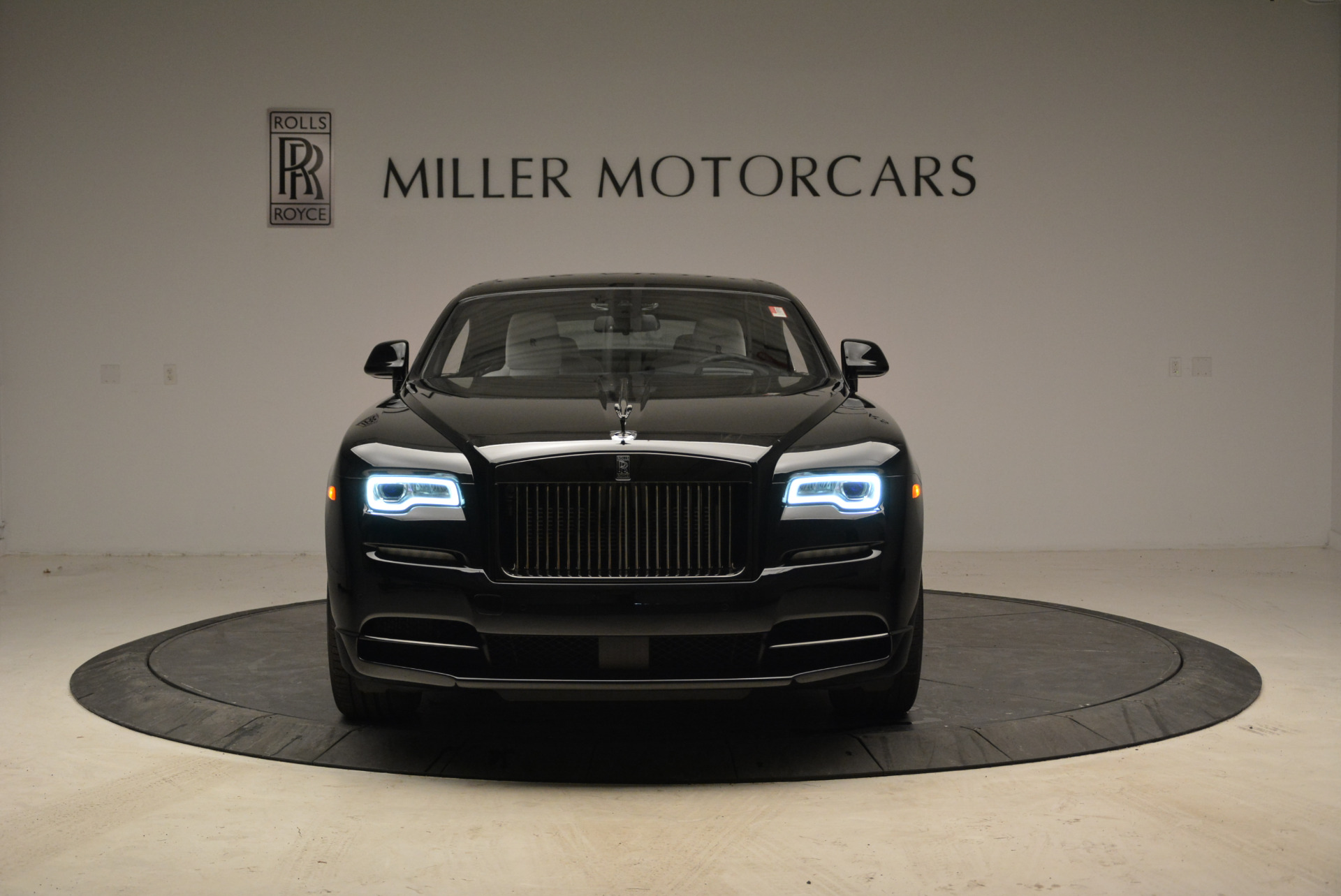 Used-2017-Rolls-Royce-Wraith-Black-Badge