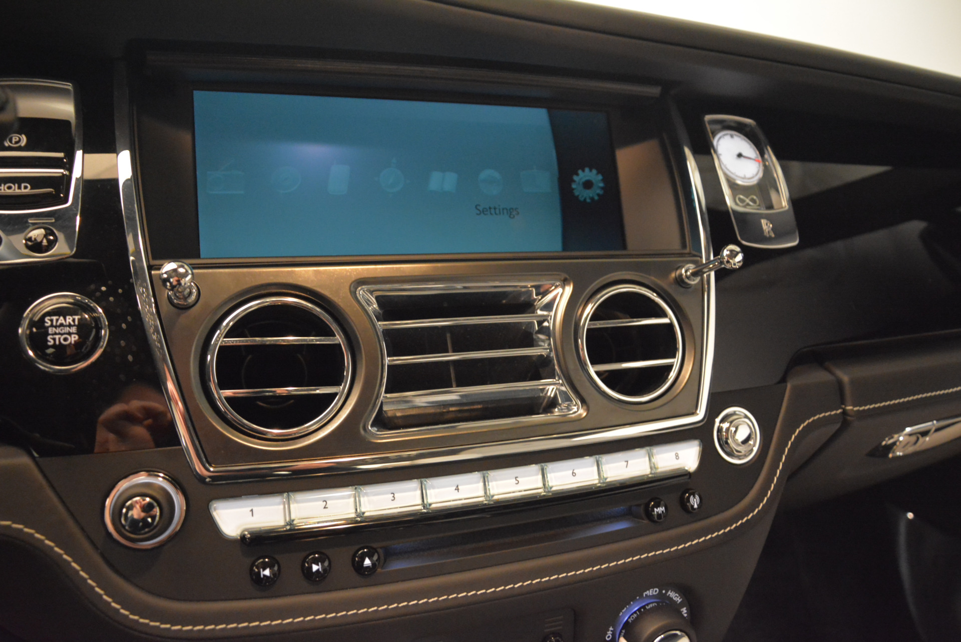 Used-2017-Rolls-Royce-Wraith-Black-Badge