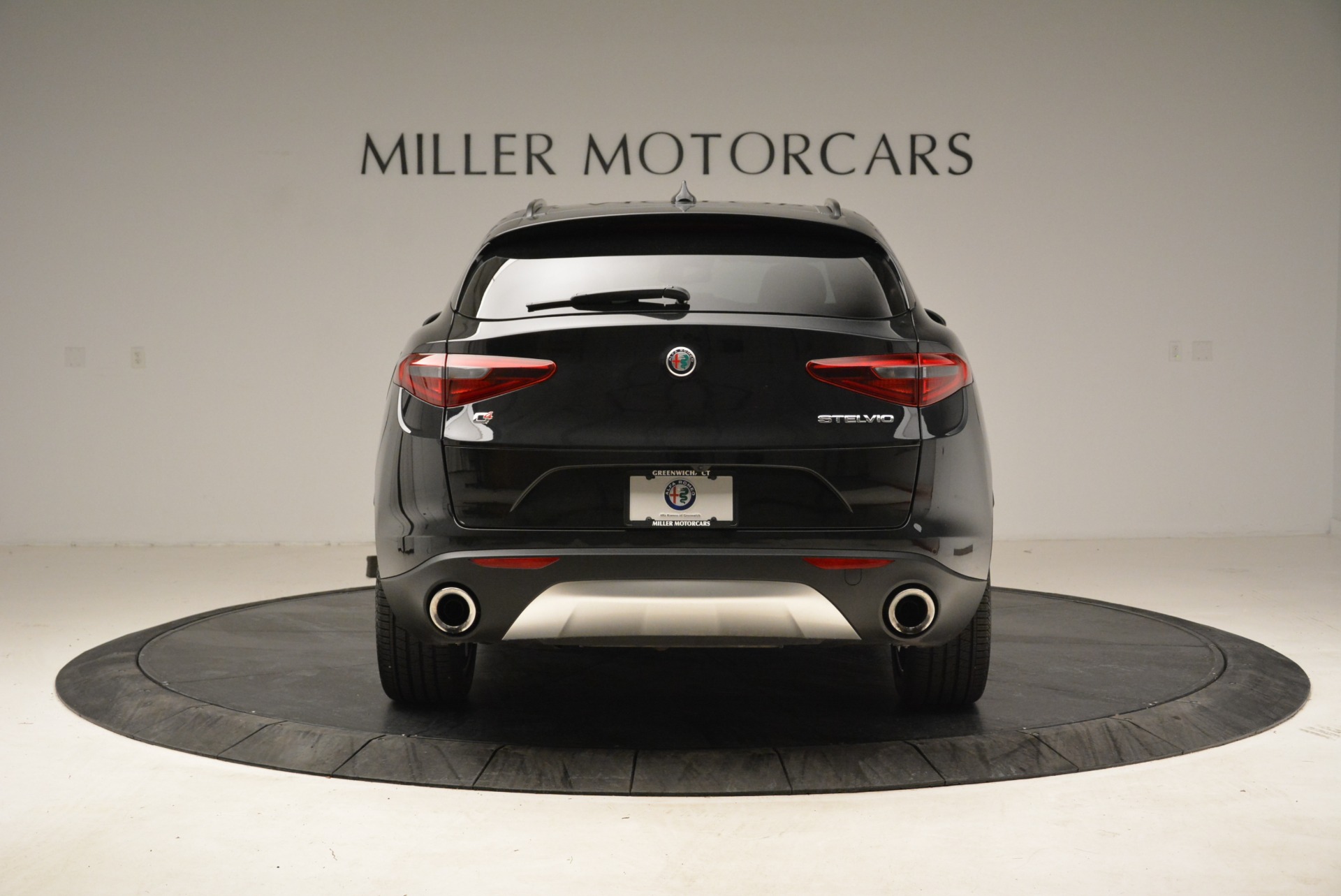 New-2018-Alfa-Romeo-Stelvio-Ti-Sport-Q4