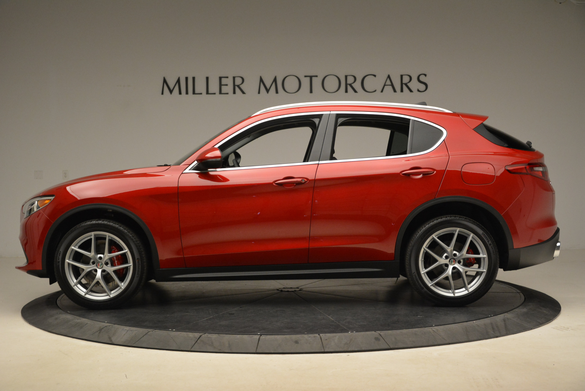 New-2018-Alfa-Romeo-Stelvio-Ti-Q4