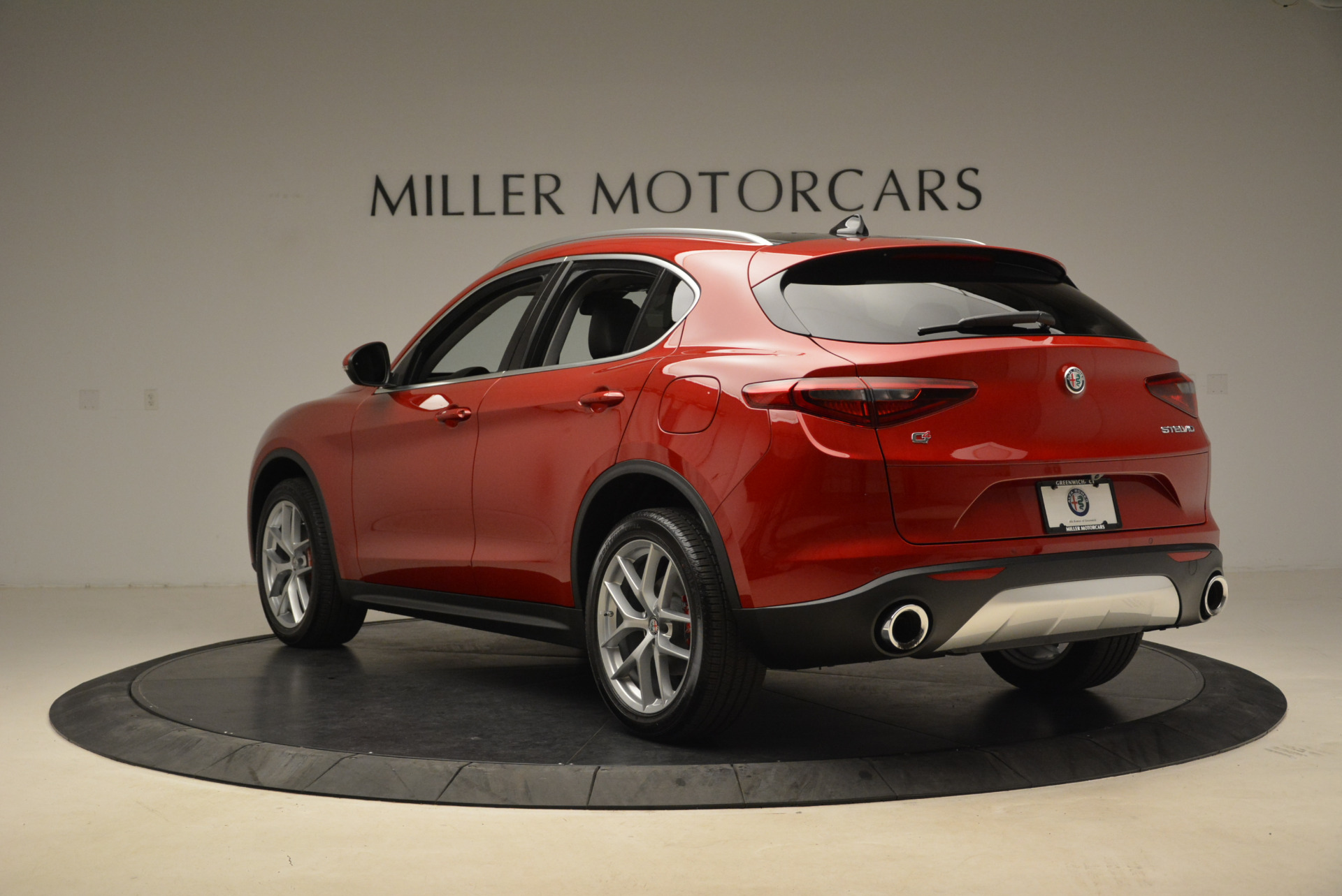 New-2018-Alfa-Romeo-Stelvio-Ti-Q4