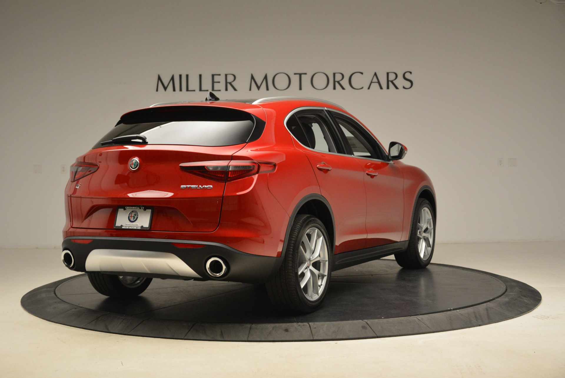 New-2018-Alfa-Romeo-Stelvio-Ti-Q4