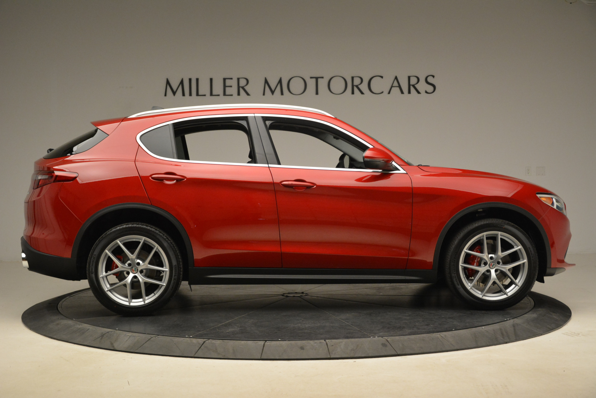 New-2018-Alfa-Romeo-Stelvio-Ti-Q4