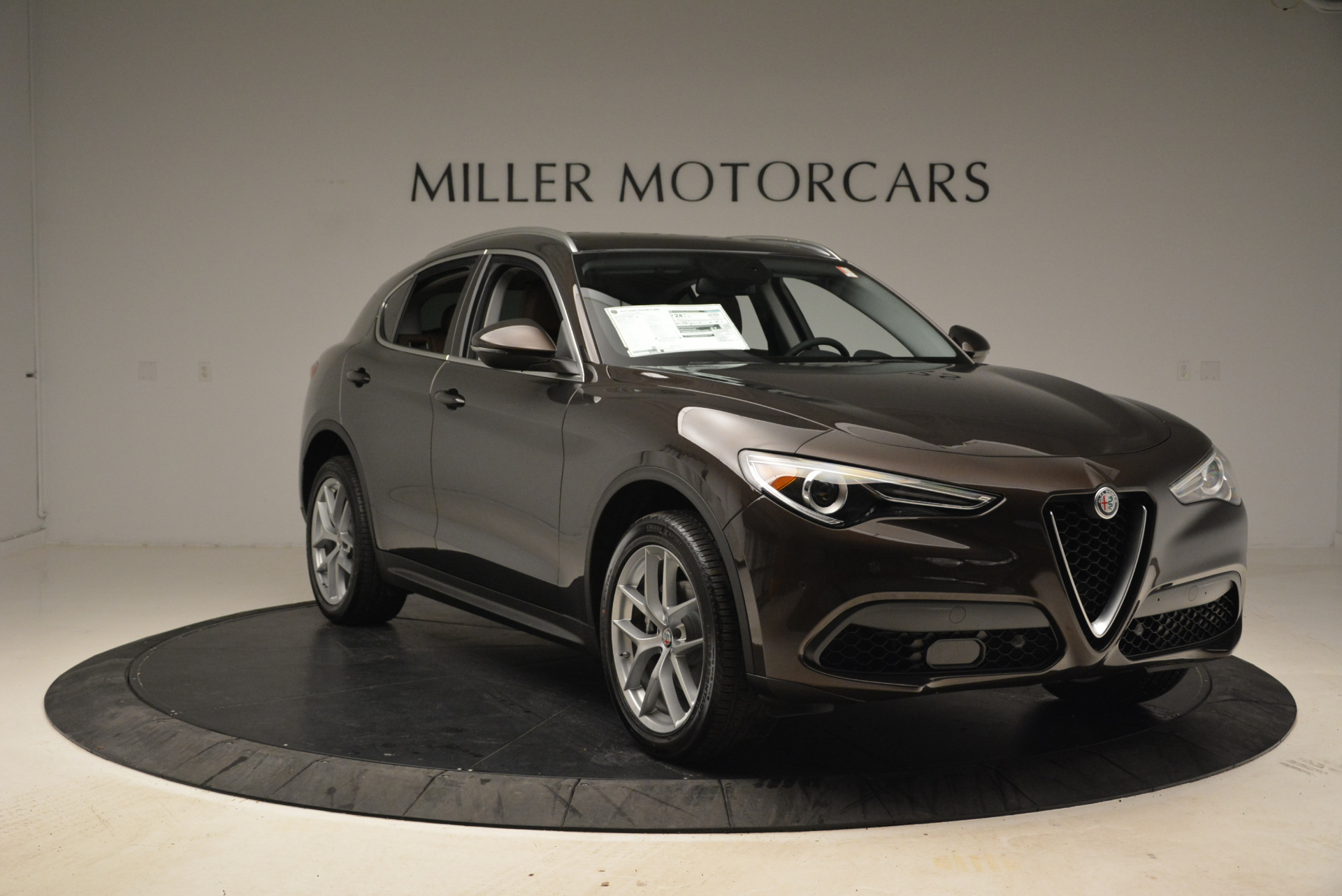 New-2018-Alfa-Romeo-Stelvio-Ti-Q4