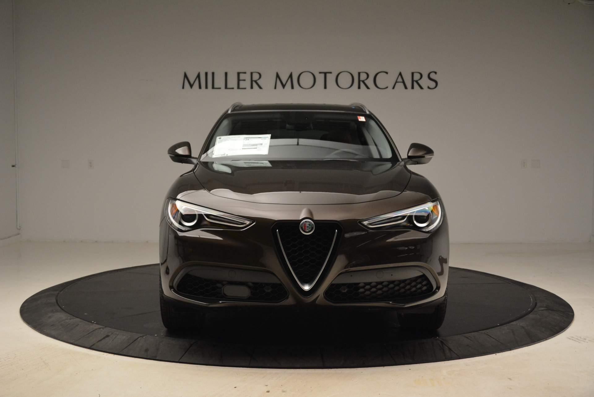 New-2018-Alfa-Romeo-Stelvio-Ti-Q4