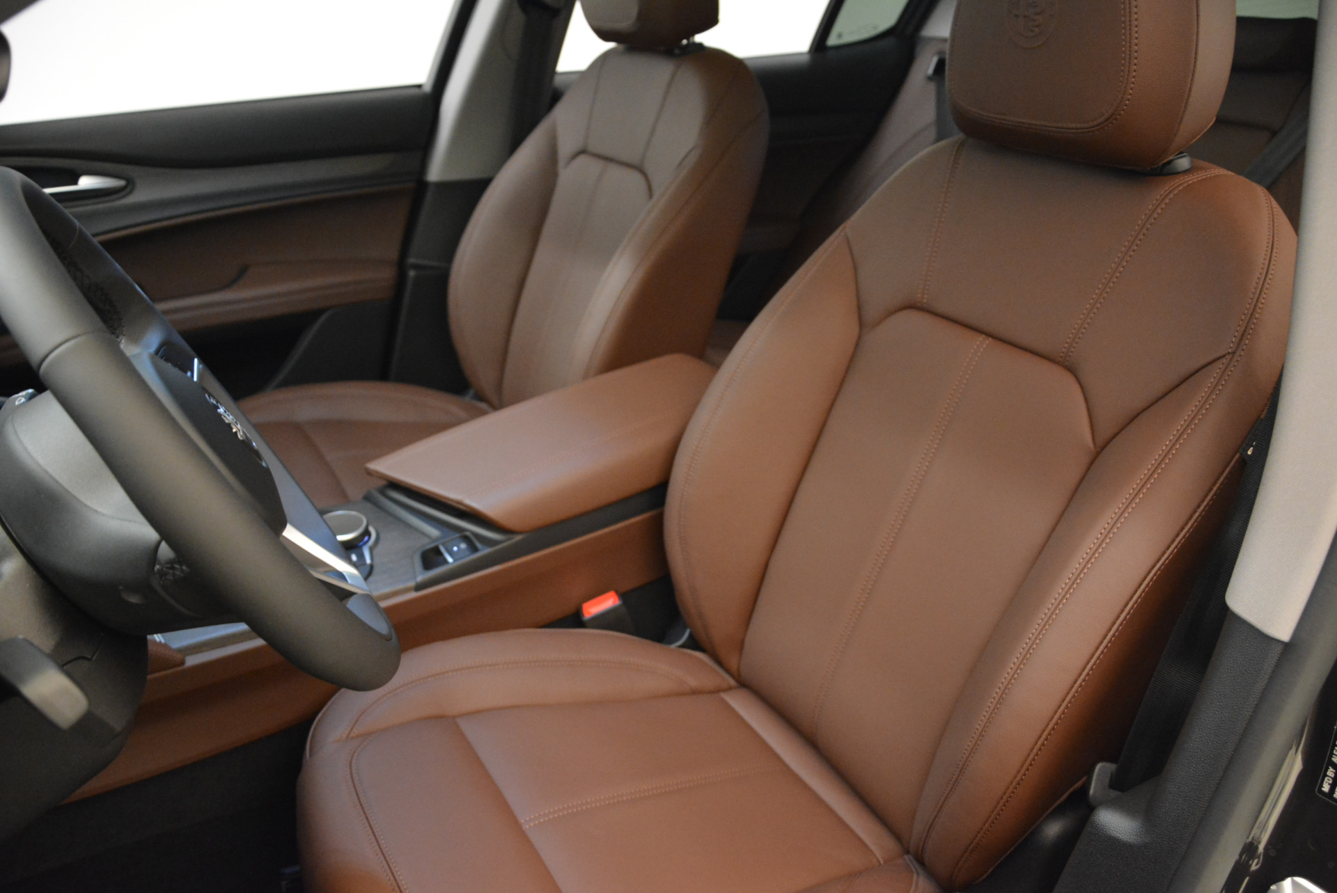 New-2018-Alfa-Romeo-Stelvio-Ti-Q4