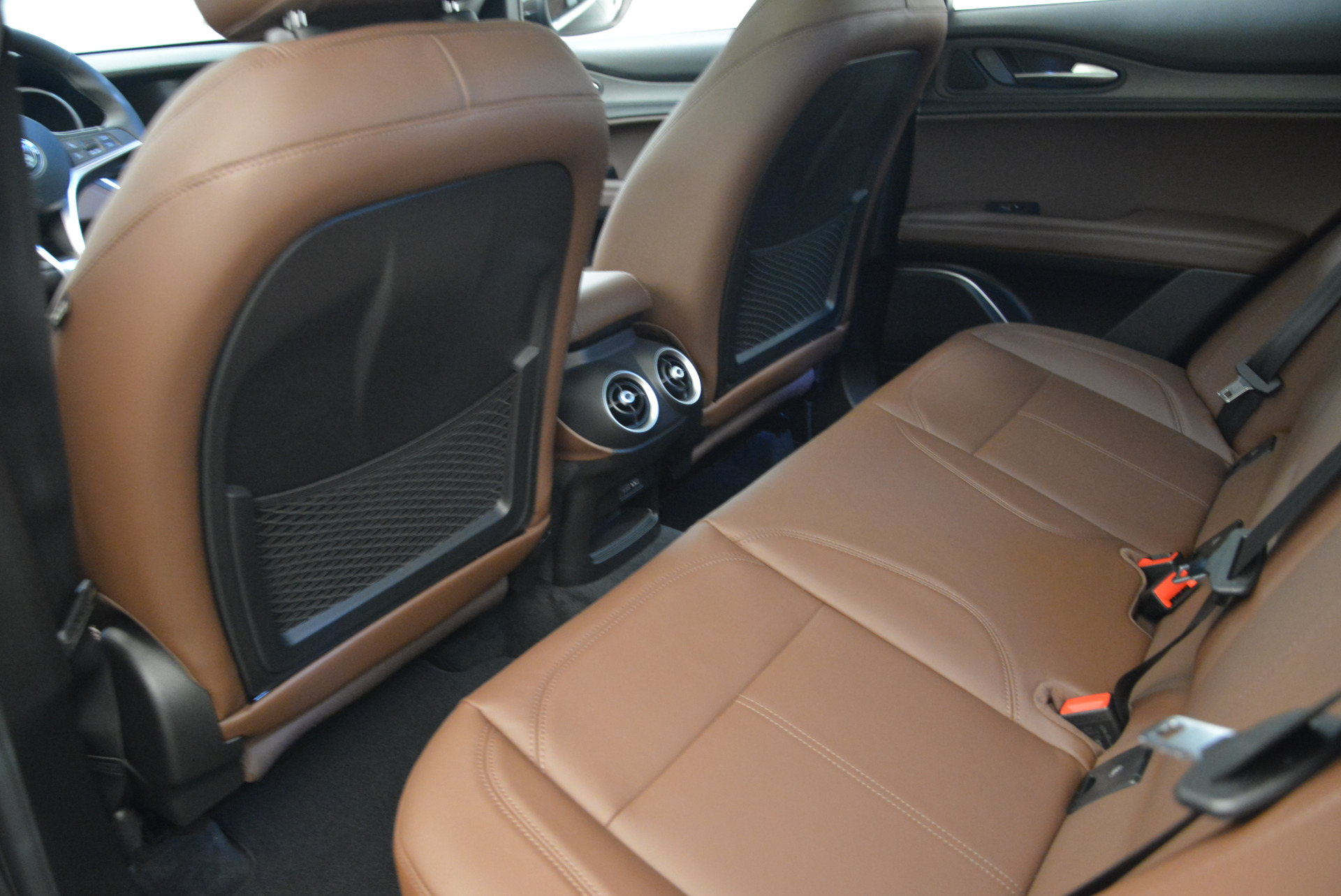 New-2018-Alfa-Romeo-Stelvio-Ti-Q4