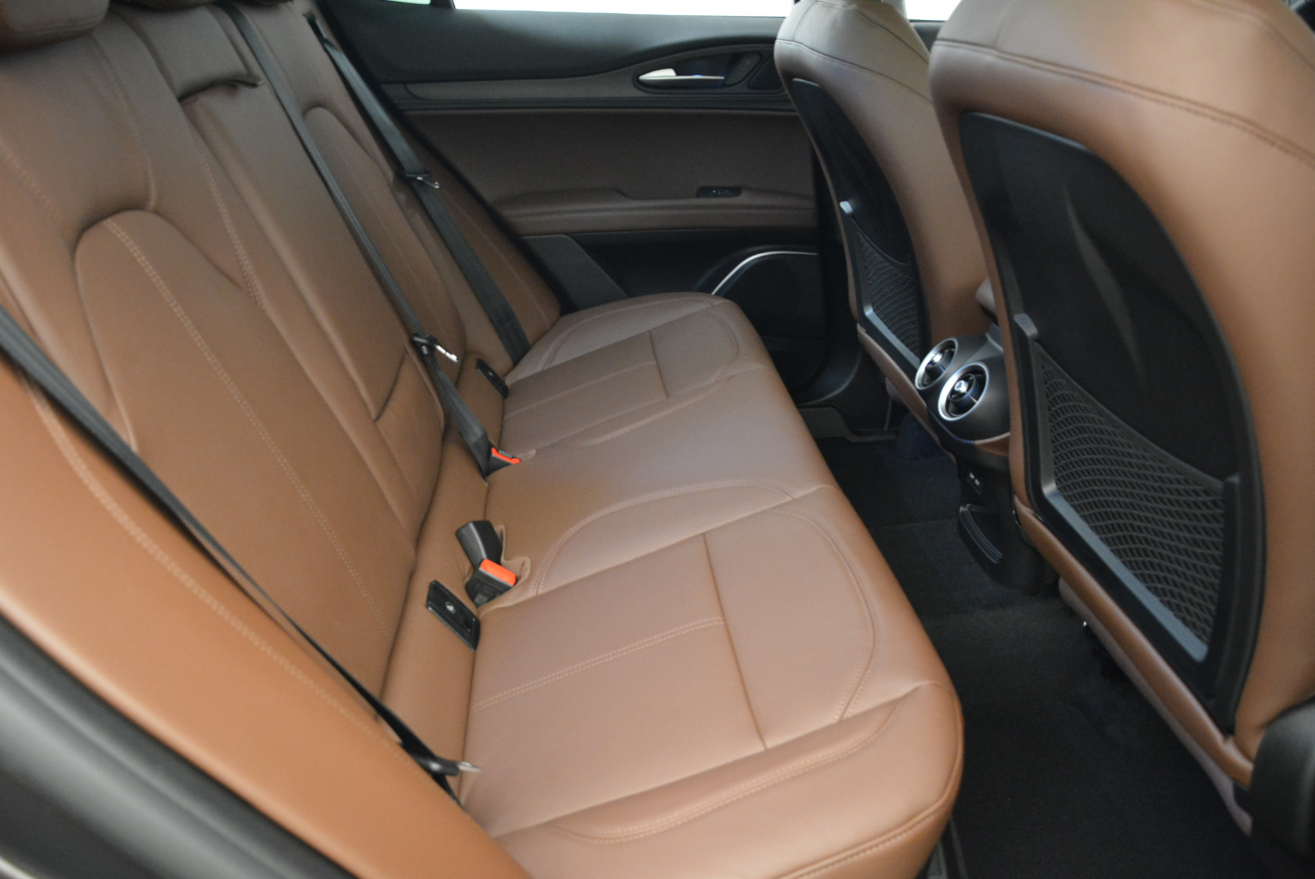 New-2018-Alfa-Romeo-Stelvio-Ti-Q4