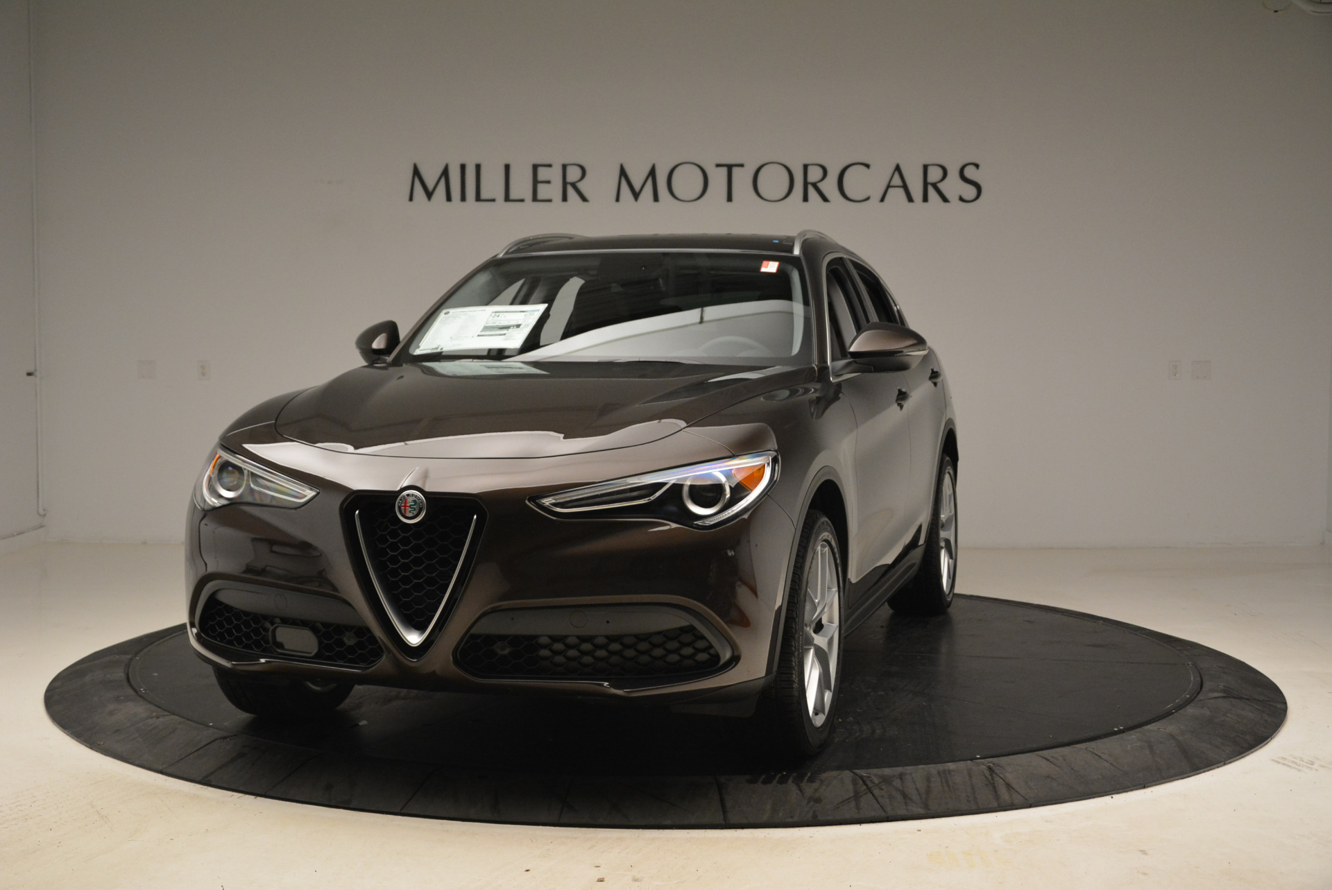 New-2018-Alfa-Romeo-Stelvio-Ti-Q4