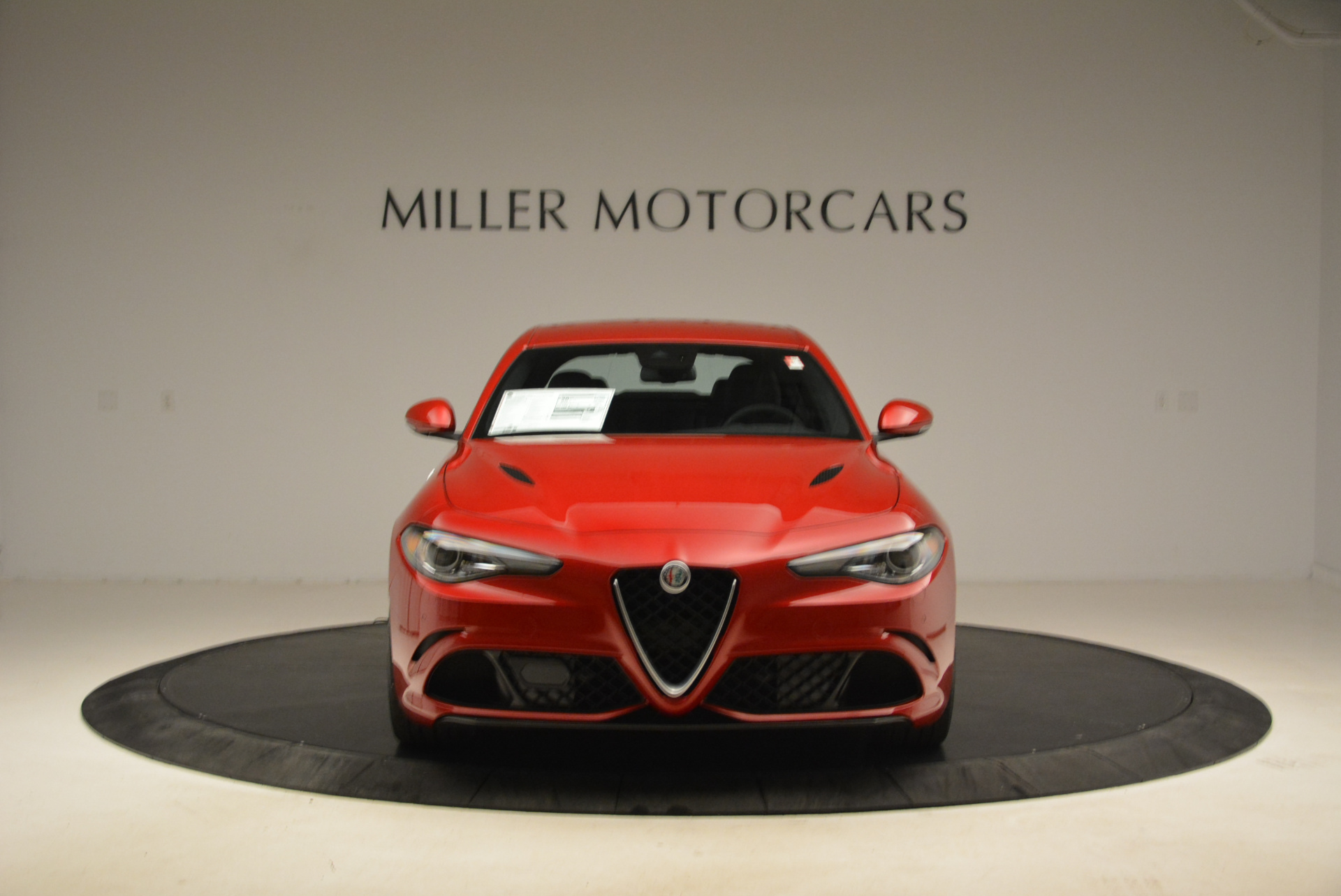 New-2018-Alfa-Romeo-Giulia-Quadrifoglio