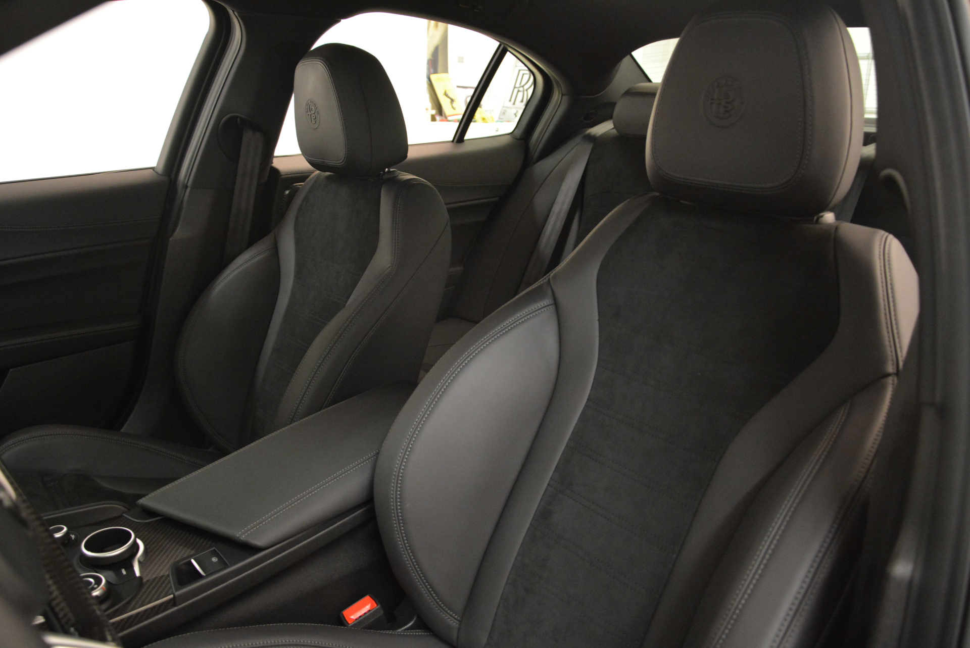 New-2018-Alfa-Romeo-Giulia-Quadrifoglio