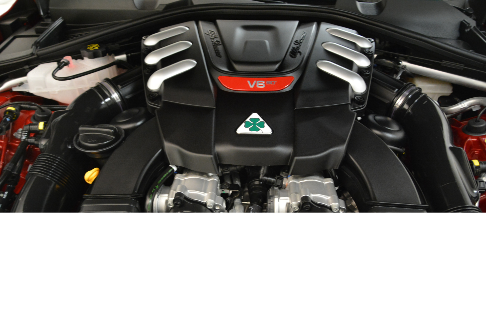 New-2018-Alfa-Romeo-Giulia-Quadrifoglio