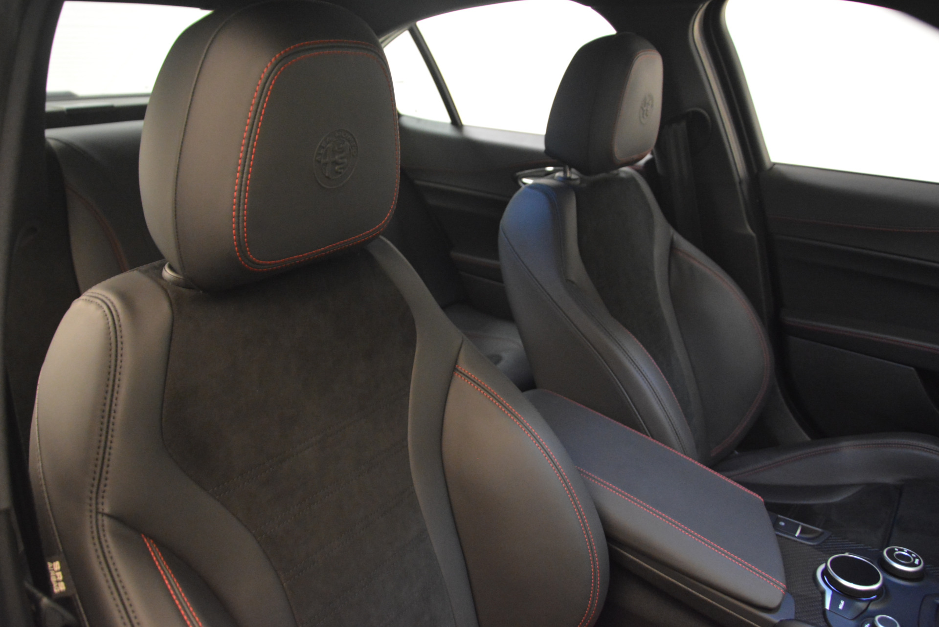 New-2018-Alfa-Romeo-Giulia-Quadrifoglio