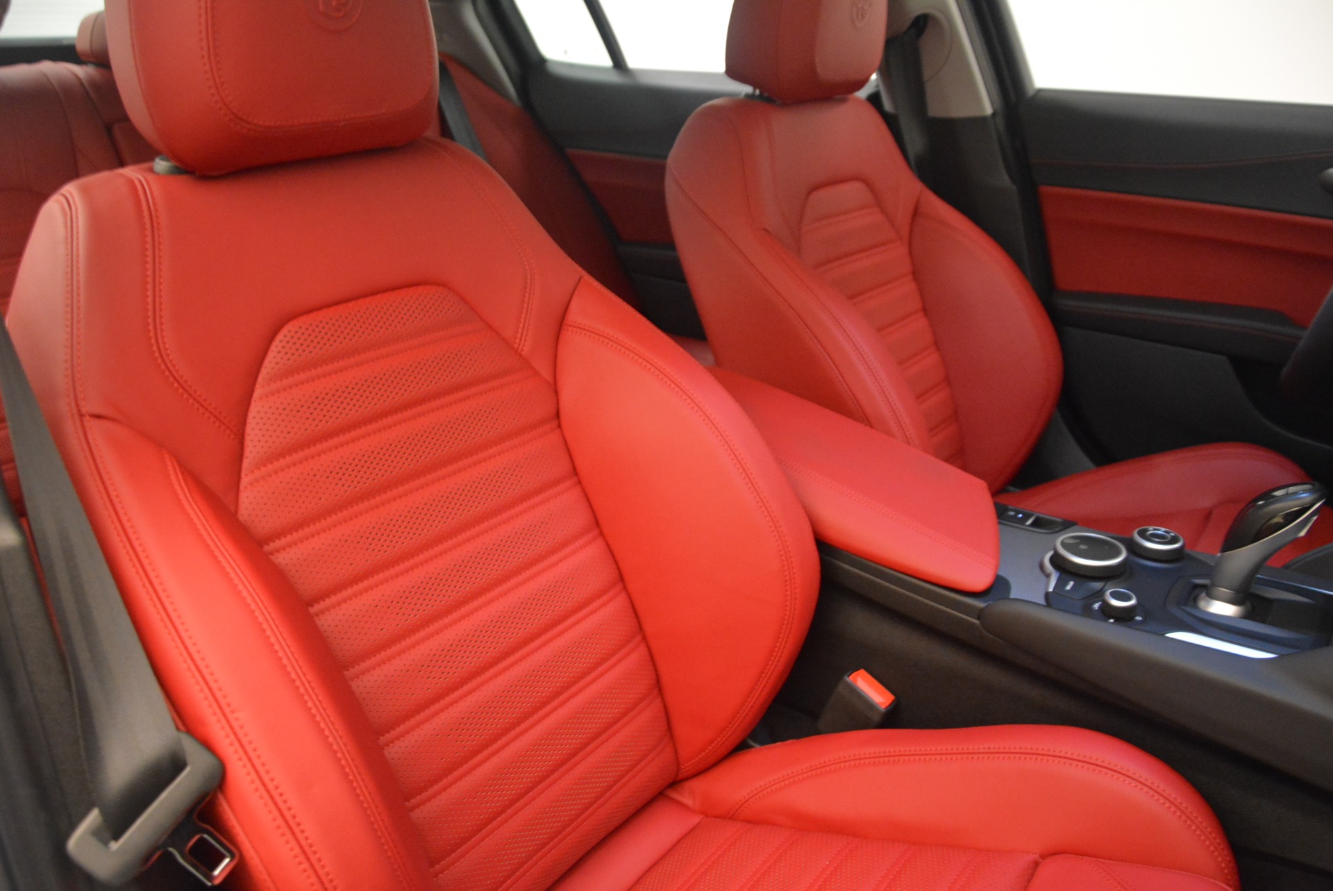 New-2018-Alfa-Romeo-Giulia-Ti-Sport-Q4