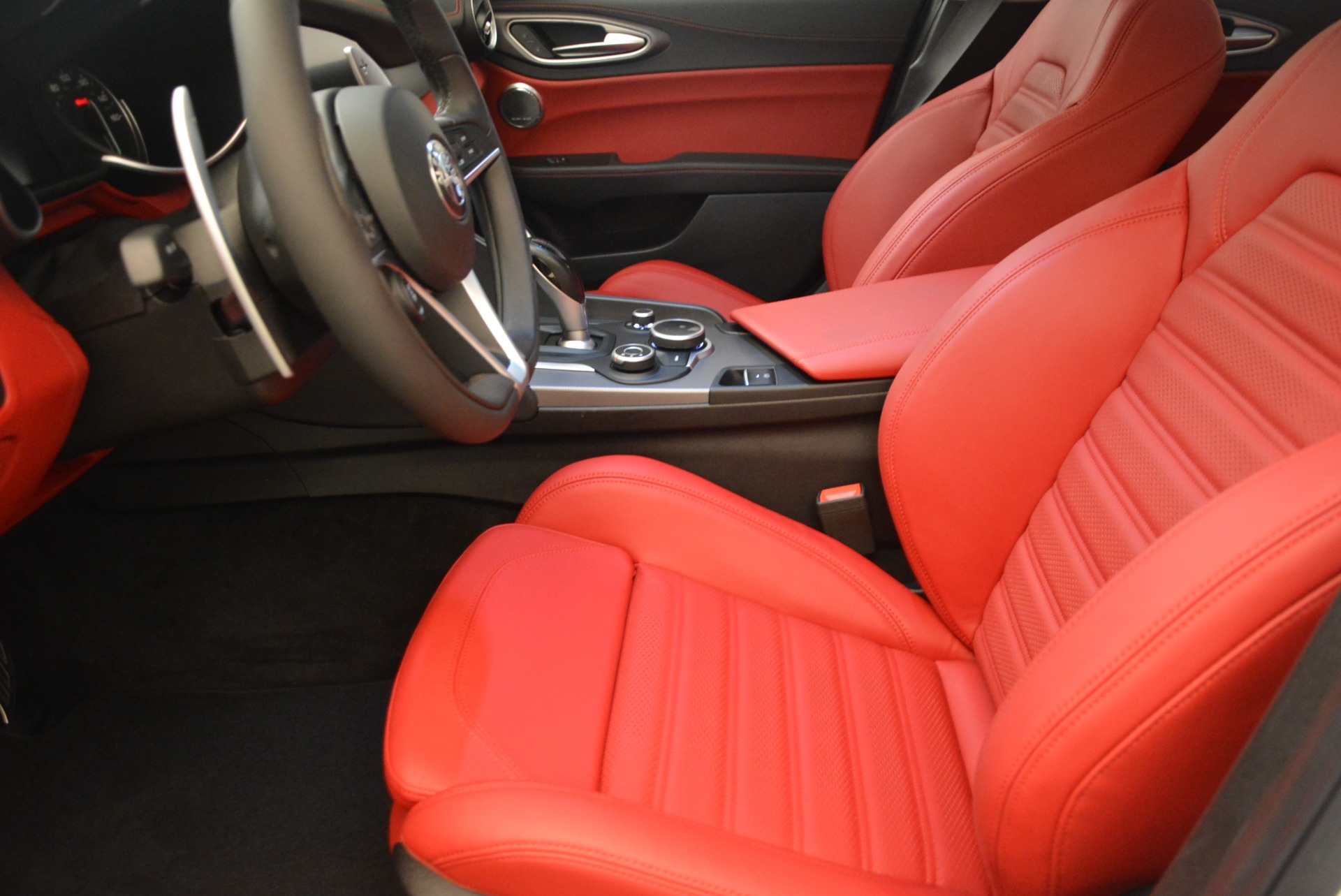 New-2018-Alfa-Romeo-Giulia-Ti-Sport-Q4