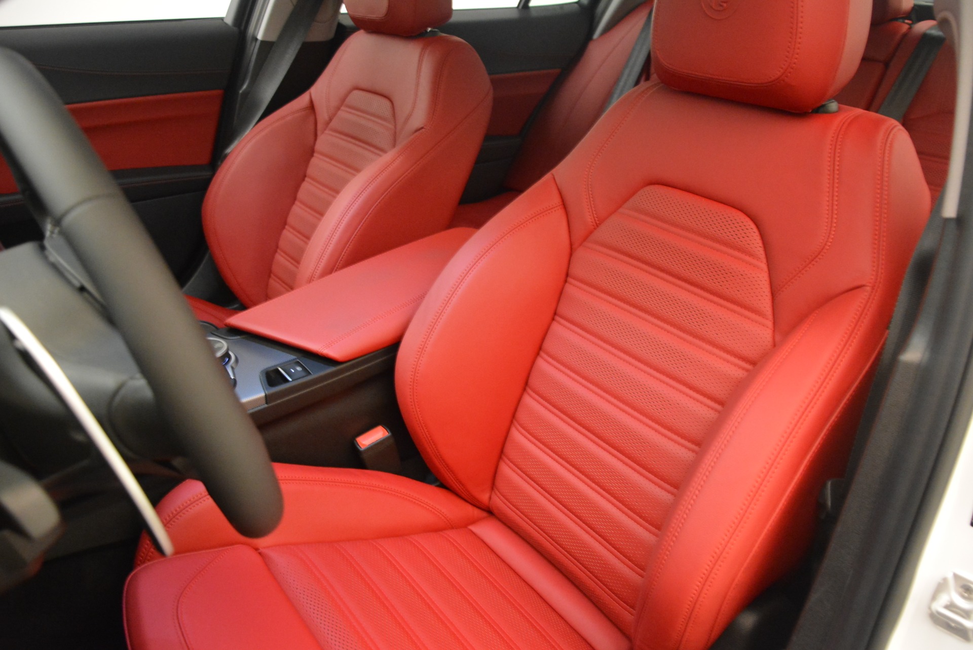 New-2018-Alfa-Romeo-Giulia-Ti-Sport-Q4