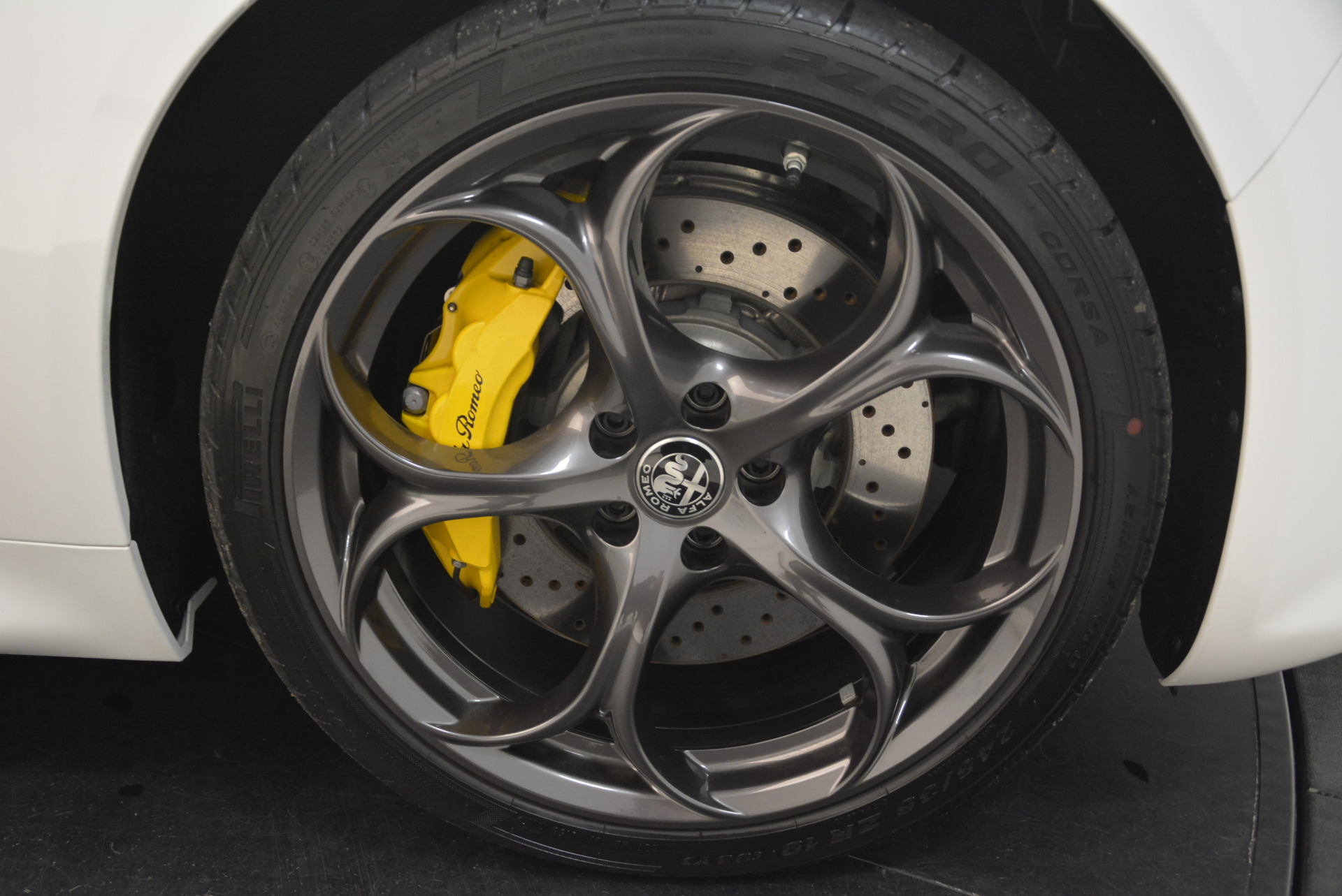 New-2018-Alfa-Romeo-Giulia-Quadrifoglio