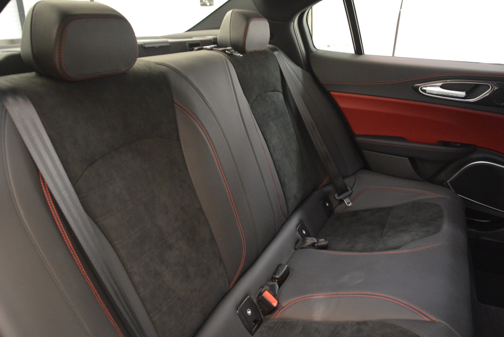 New-2018-Alfa-Romeo-Giulia-Quadrifoglio