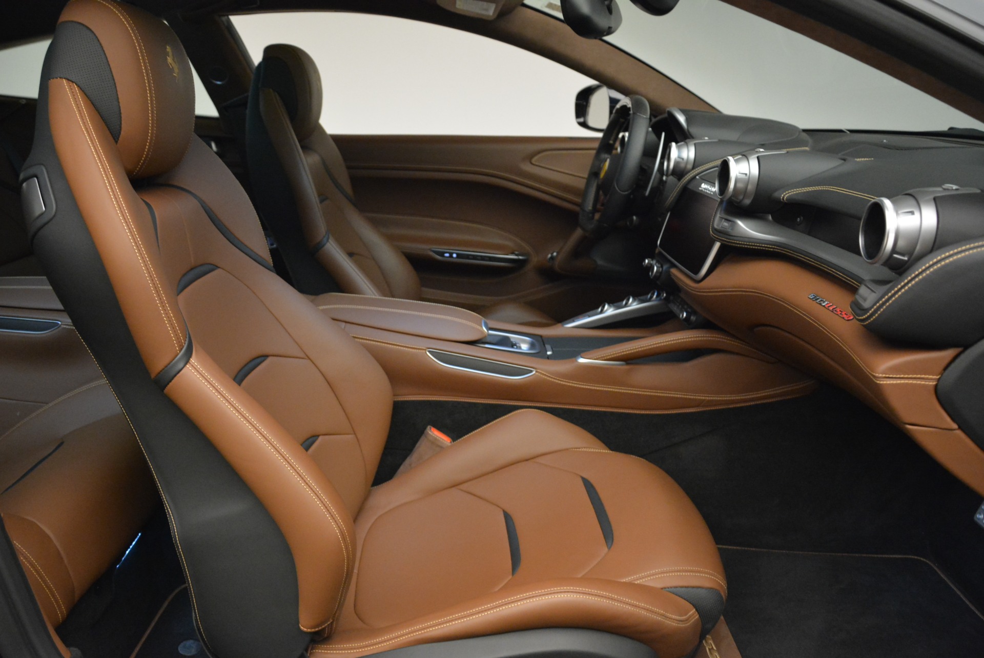 Used-2017-Ferrari-GTC4Lusso