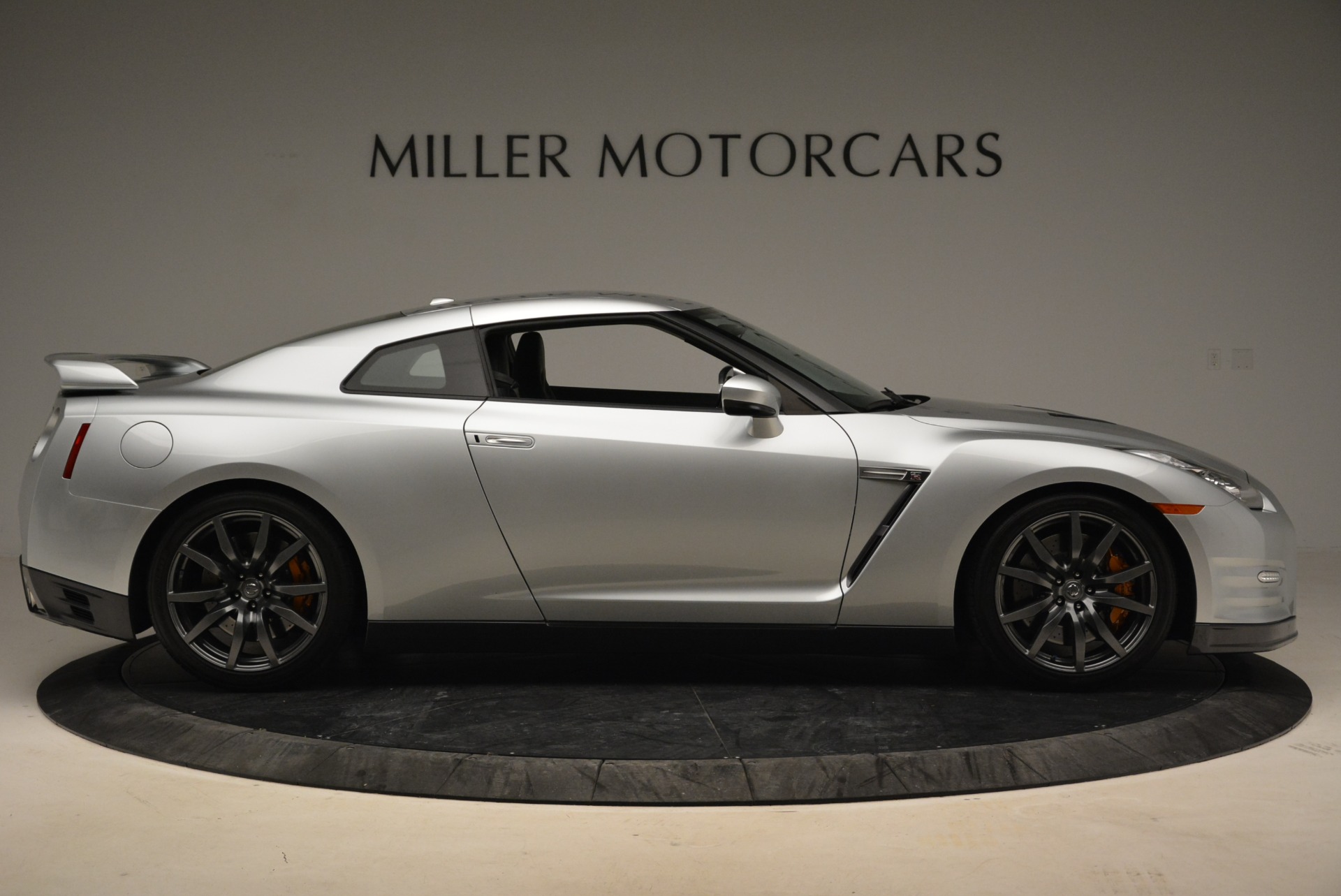 Used-2013-Nissan-GT-R-Premium