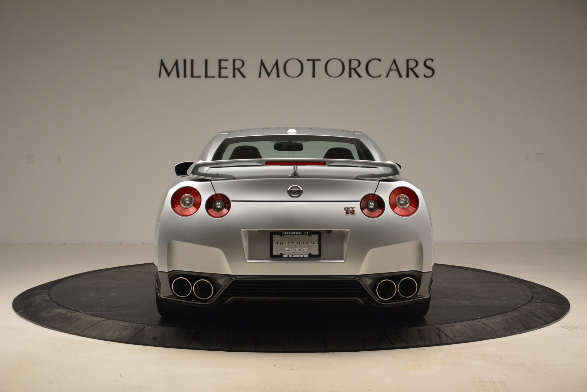 Used-2013-Nissan-GT-R-Premium