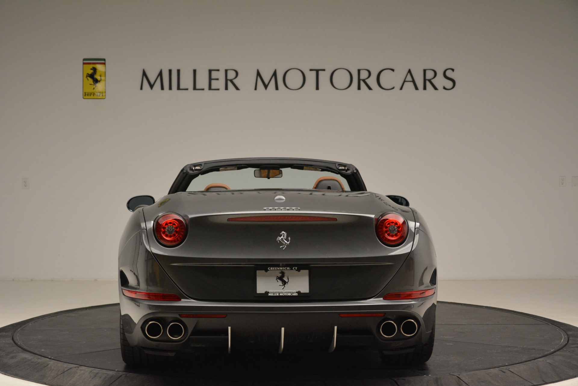 Used-2016-Ferrari-California-T