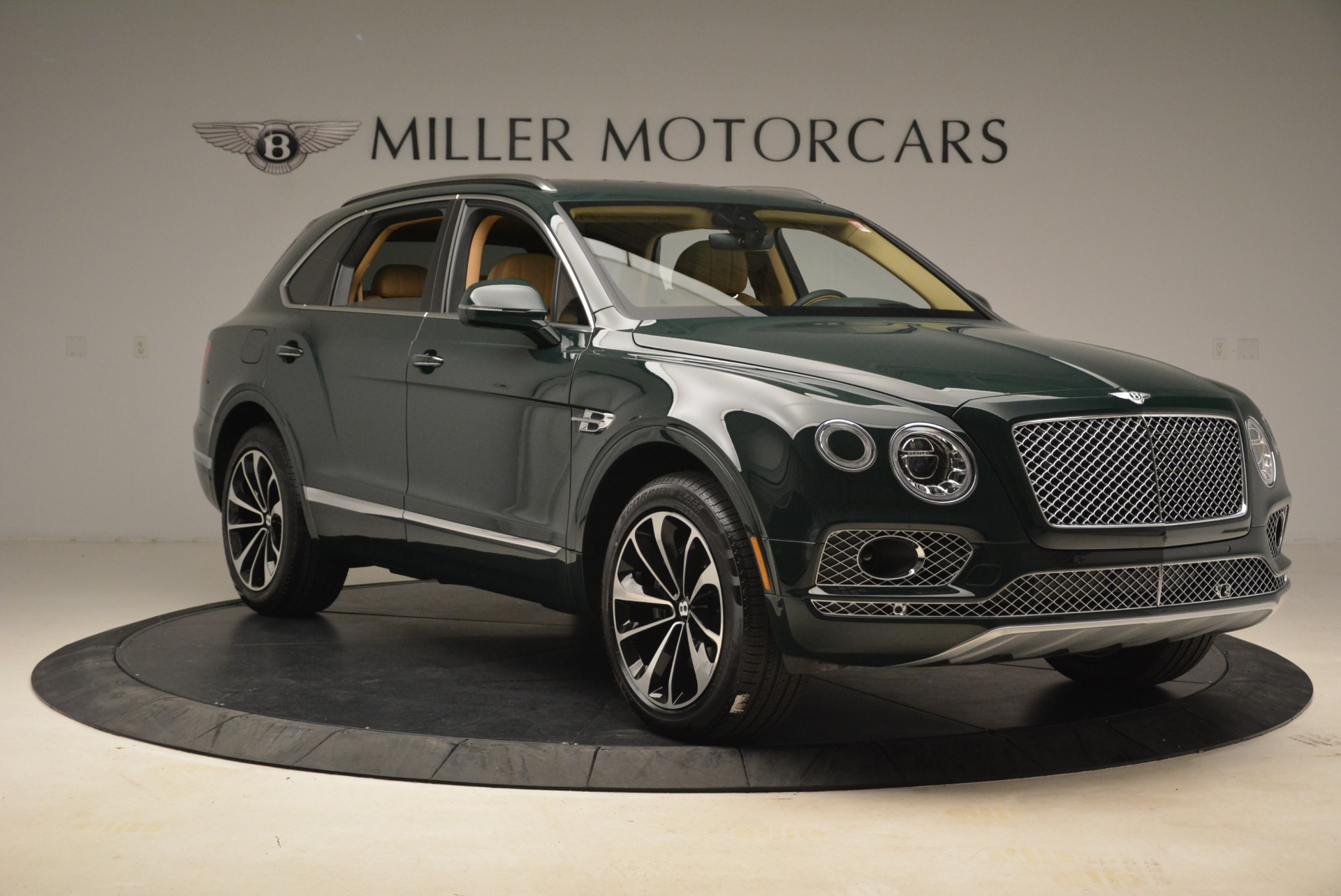 New-2018-Bentley-Bentayga-Signature