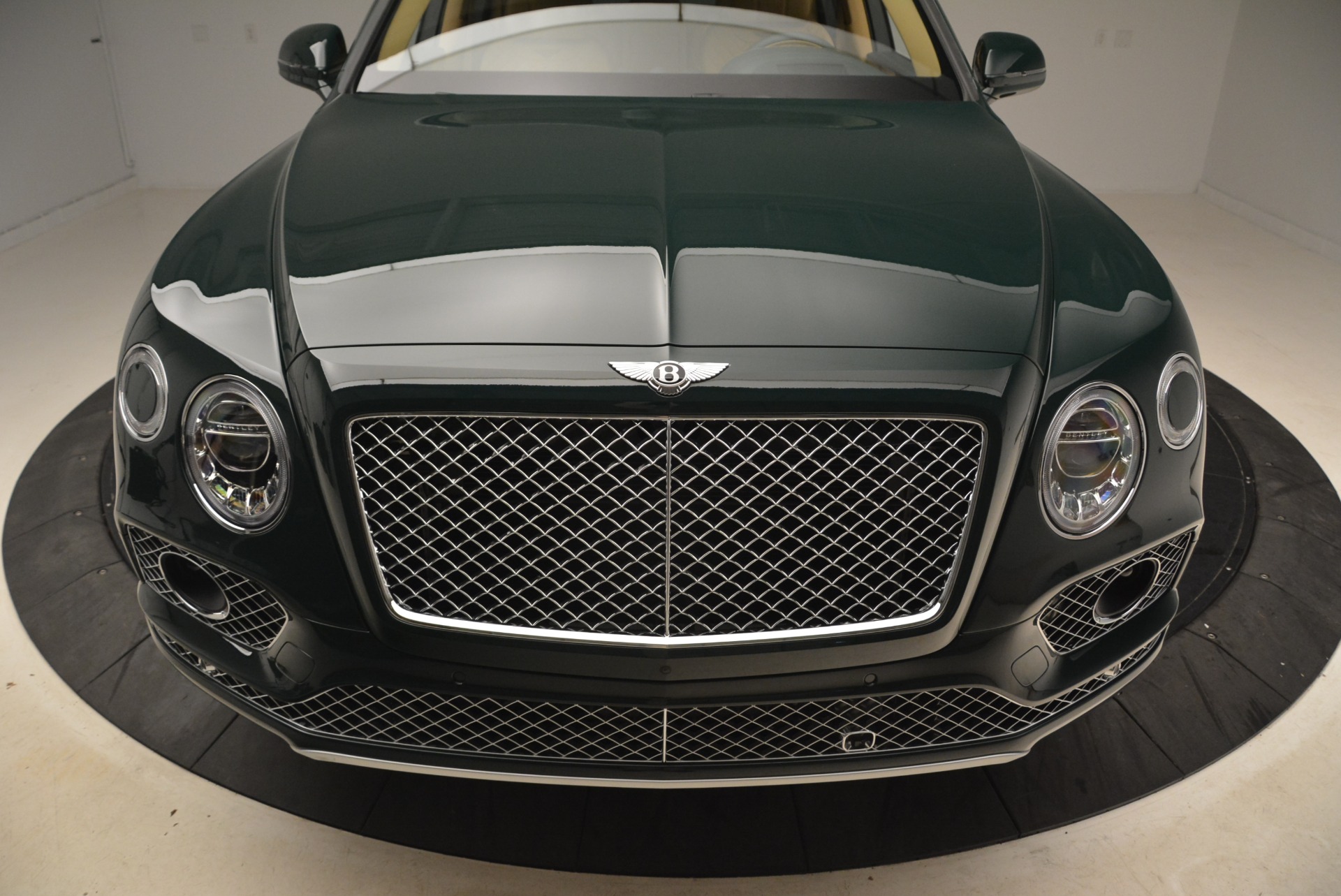 New-2018-Bentley-Bentayga-Signature