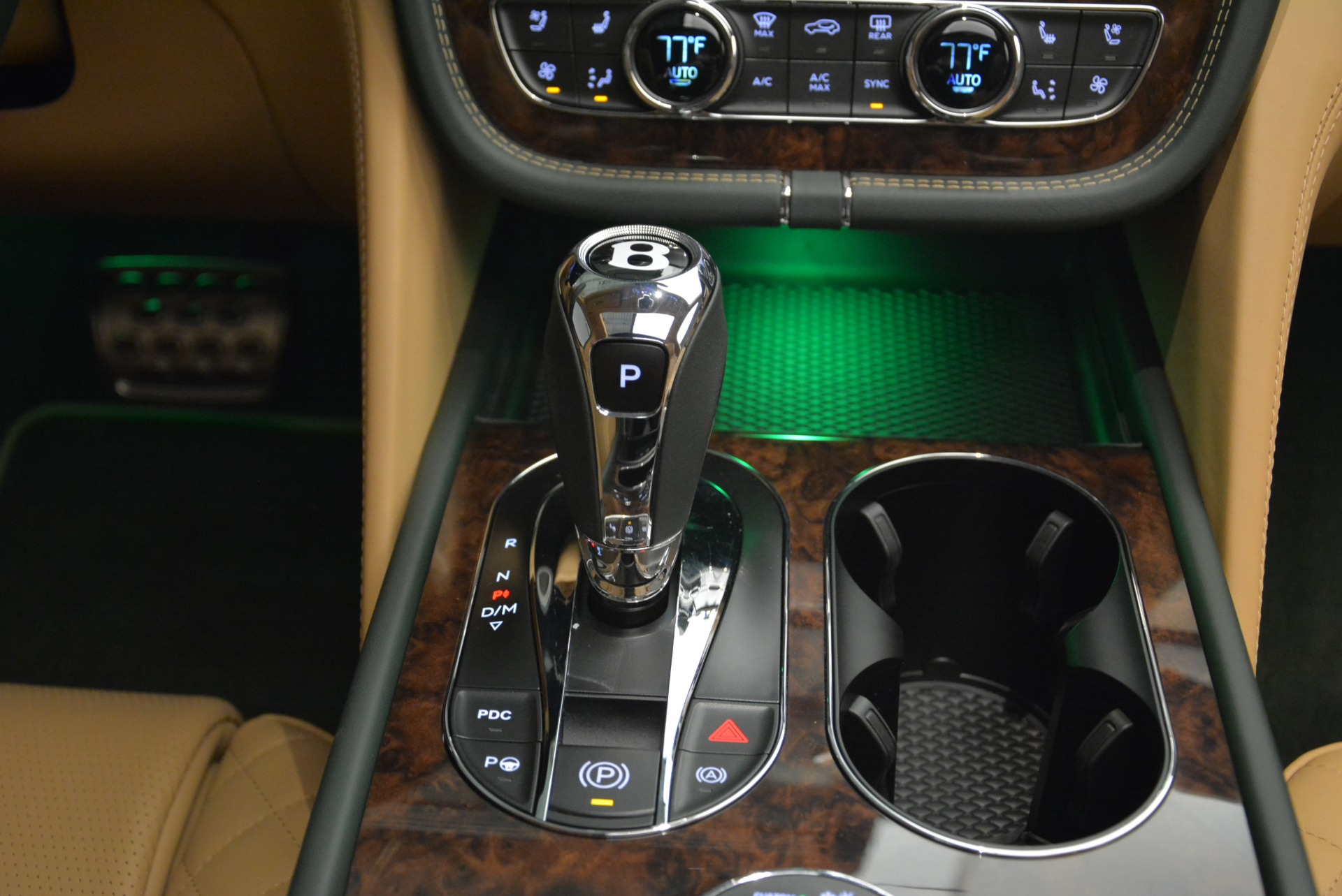 New-2018-Bentley-Bentayga-Signature